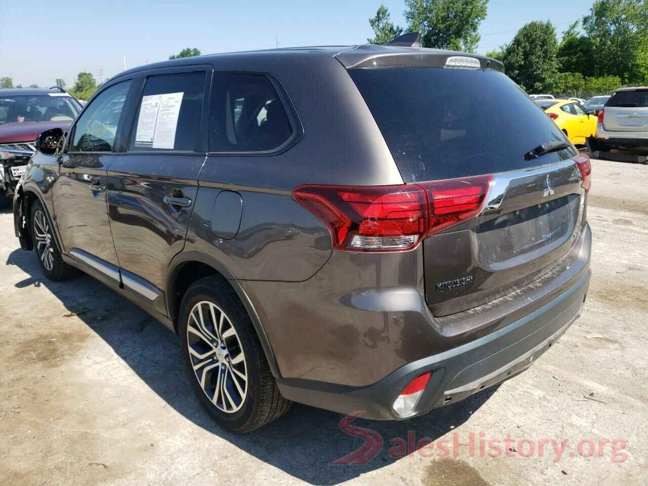 JA4AZ3A33JZ005317 2018 MITSUBISHI OUTLANDER