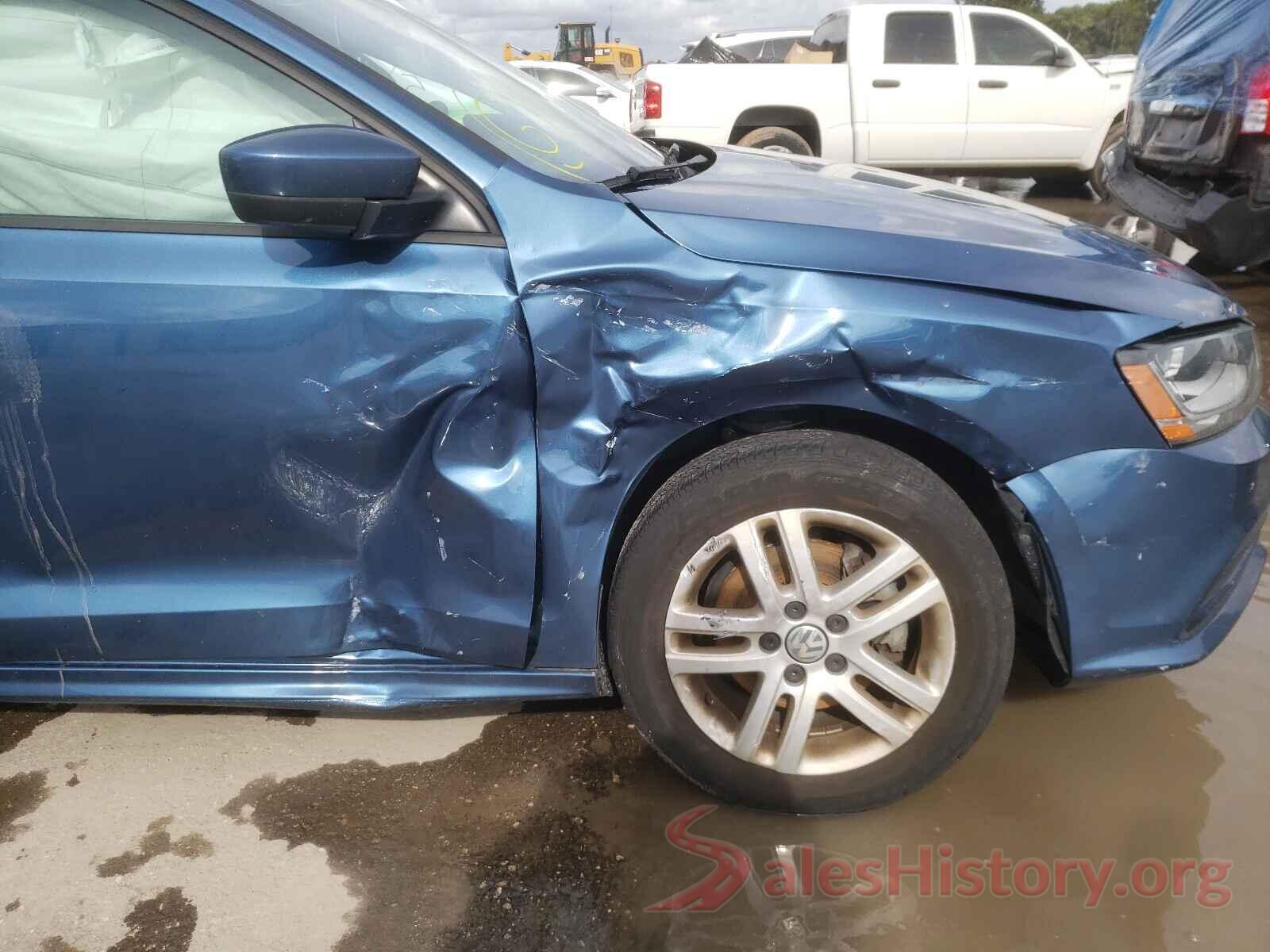 3VW2B7AJ0JM207423 2018 VOLKSWAGEN JETTA