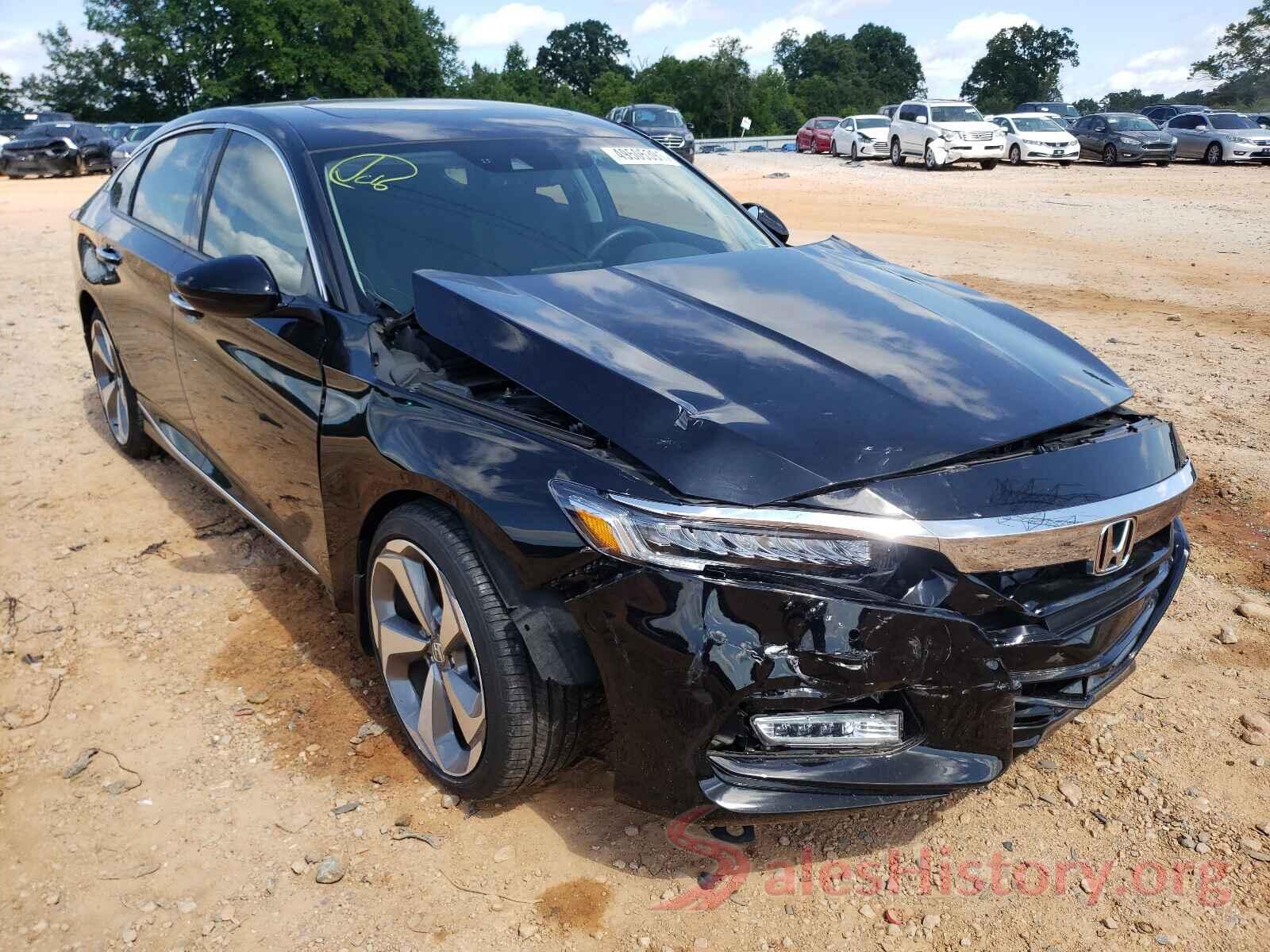 1HGCV1F94JA084752 2018 HONDA ACCORD