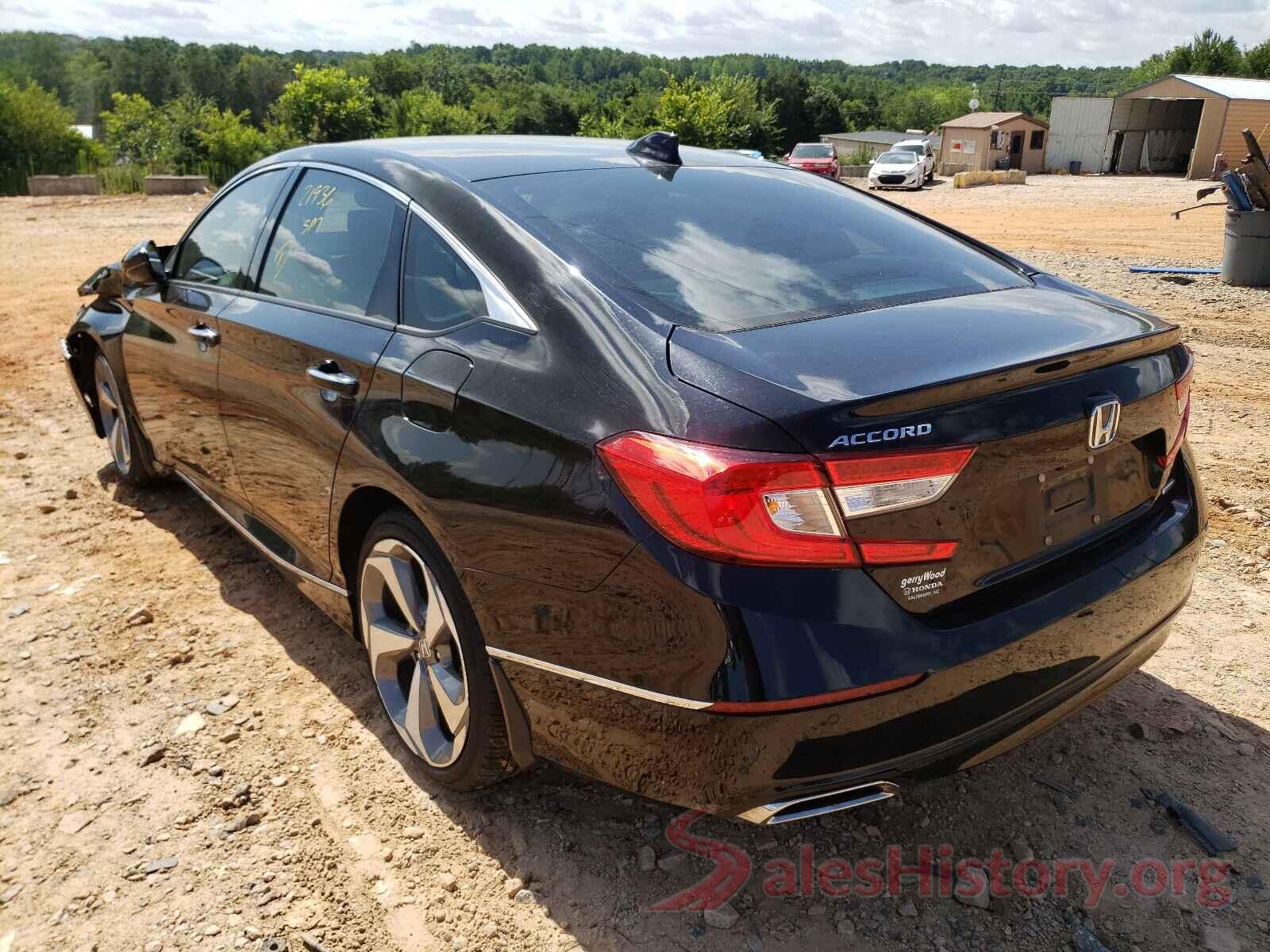 1HGCV1F94JA084752 2018 HONDA ACCORD