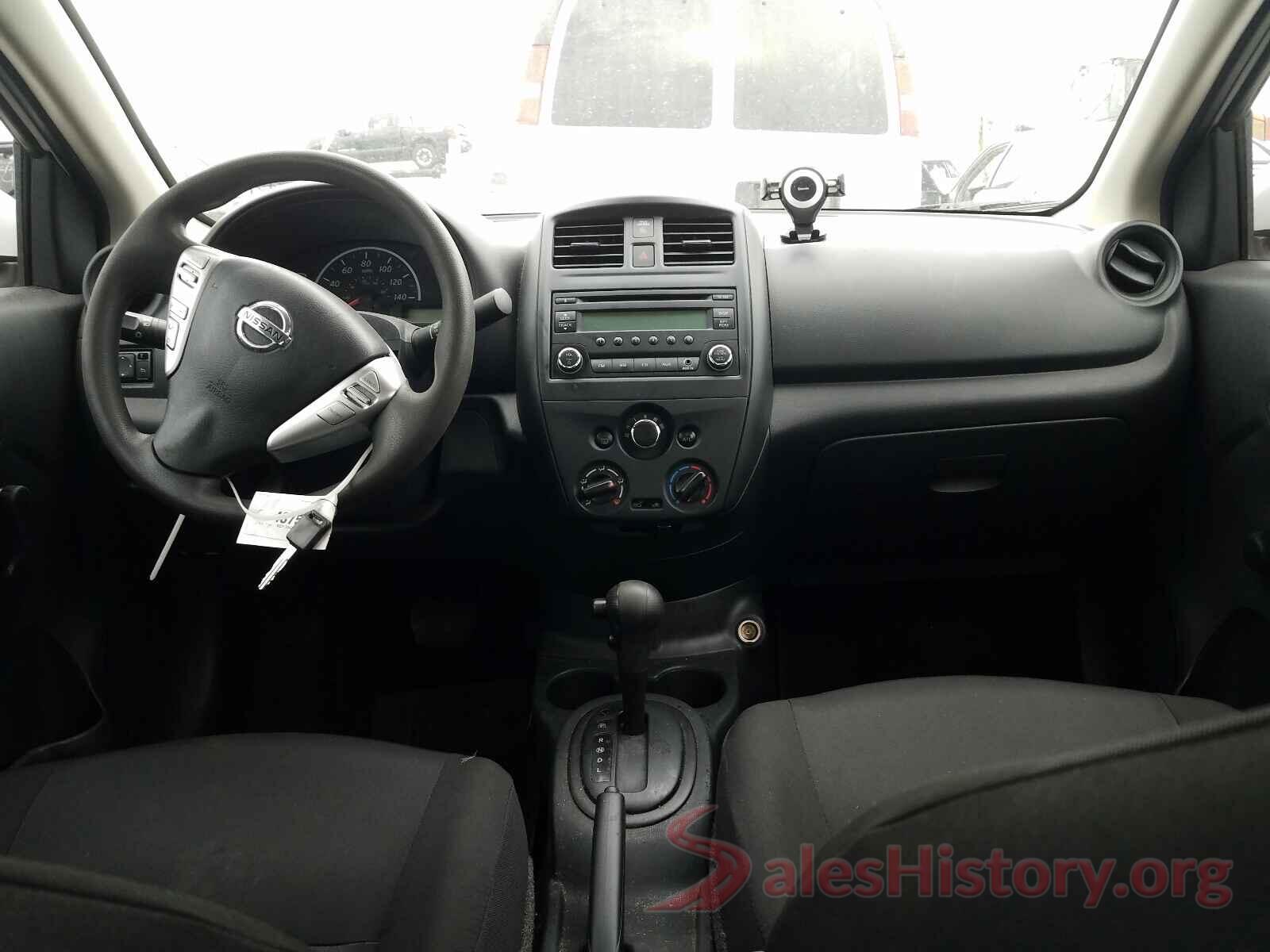 3N1CN7AP5HL814634 2017 NISSAN VERSA