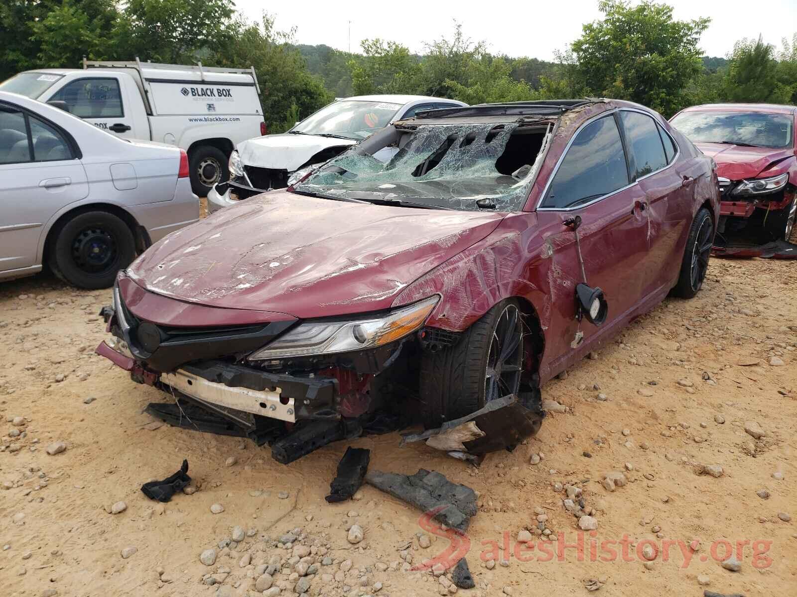 4T1B61HK8JU585192 2018 TOYOTA CAMRY