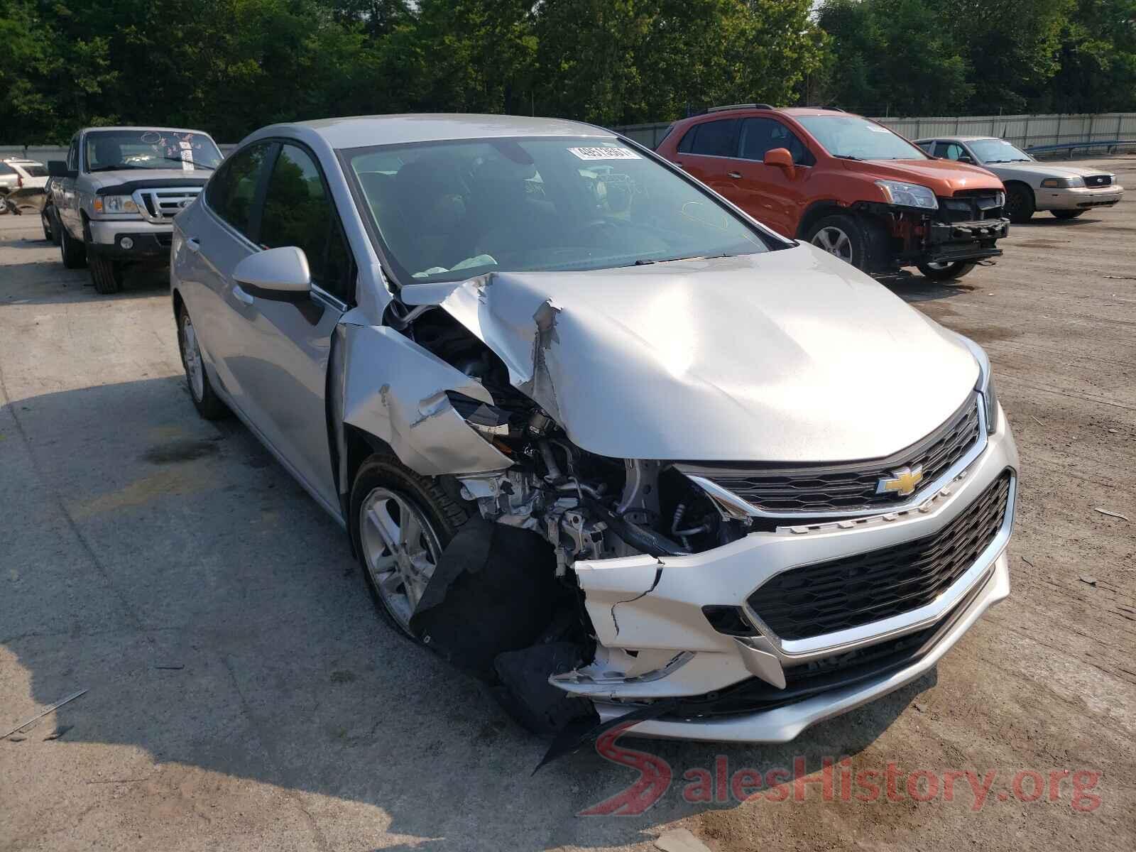 1G1BE5SM8J7241071 2018 CHEVROLET CRUZE