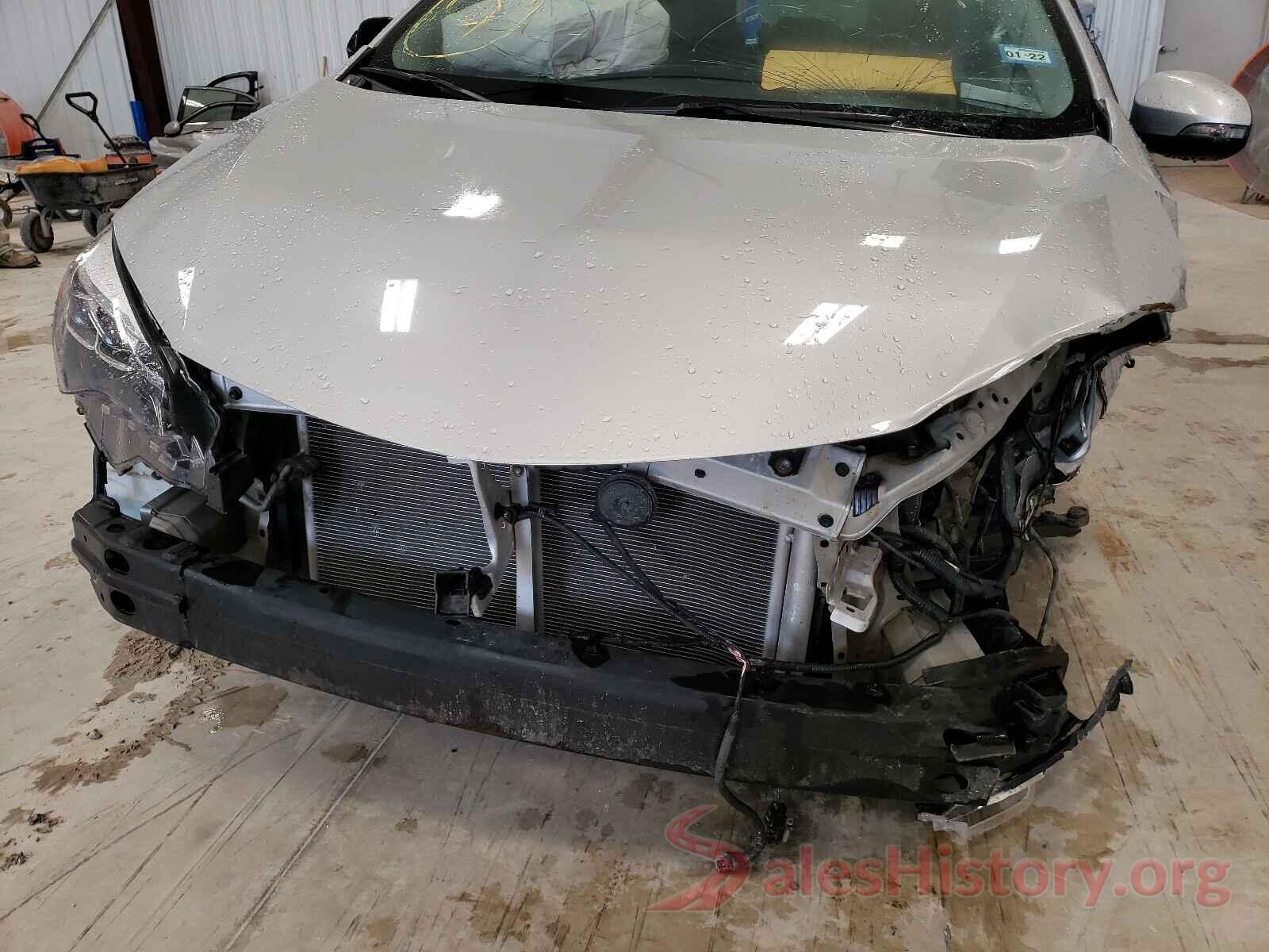 5YFBURHE4HP589959 2017 TOYOTA COROLLA