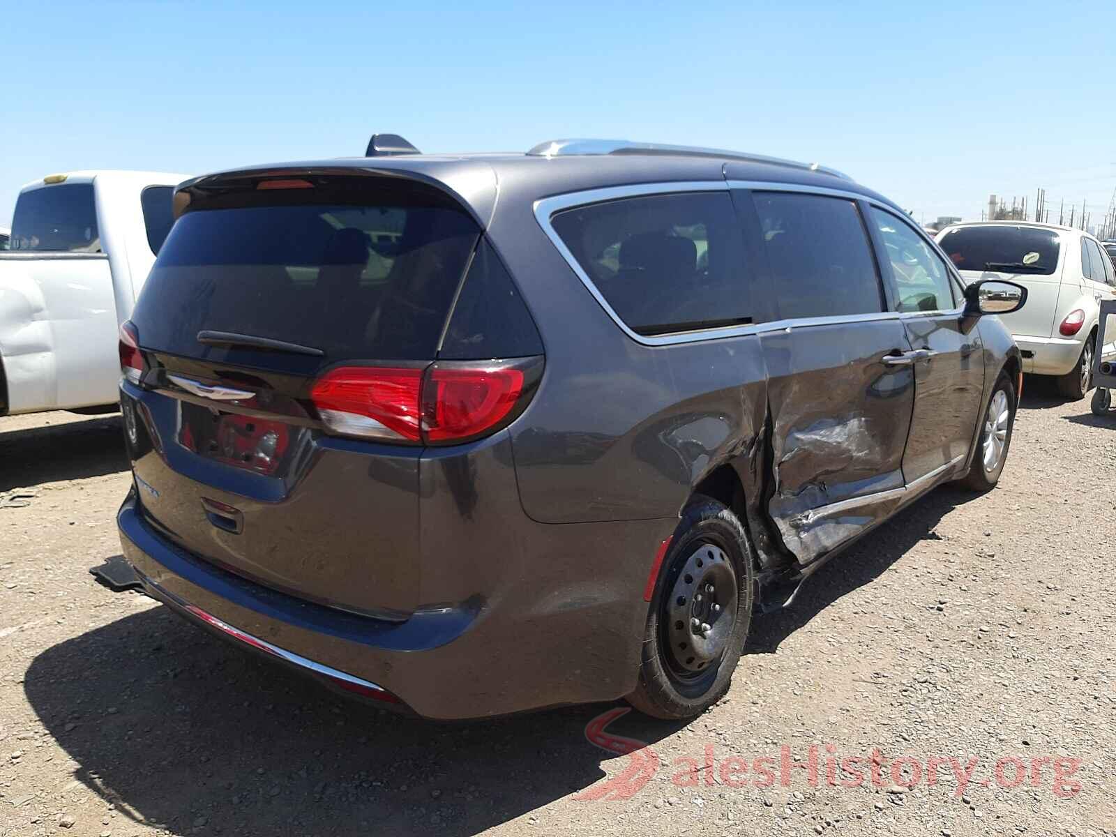 2C4RC1BG8KR680592 2019 CHRYSLER PACIFICA