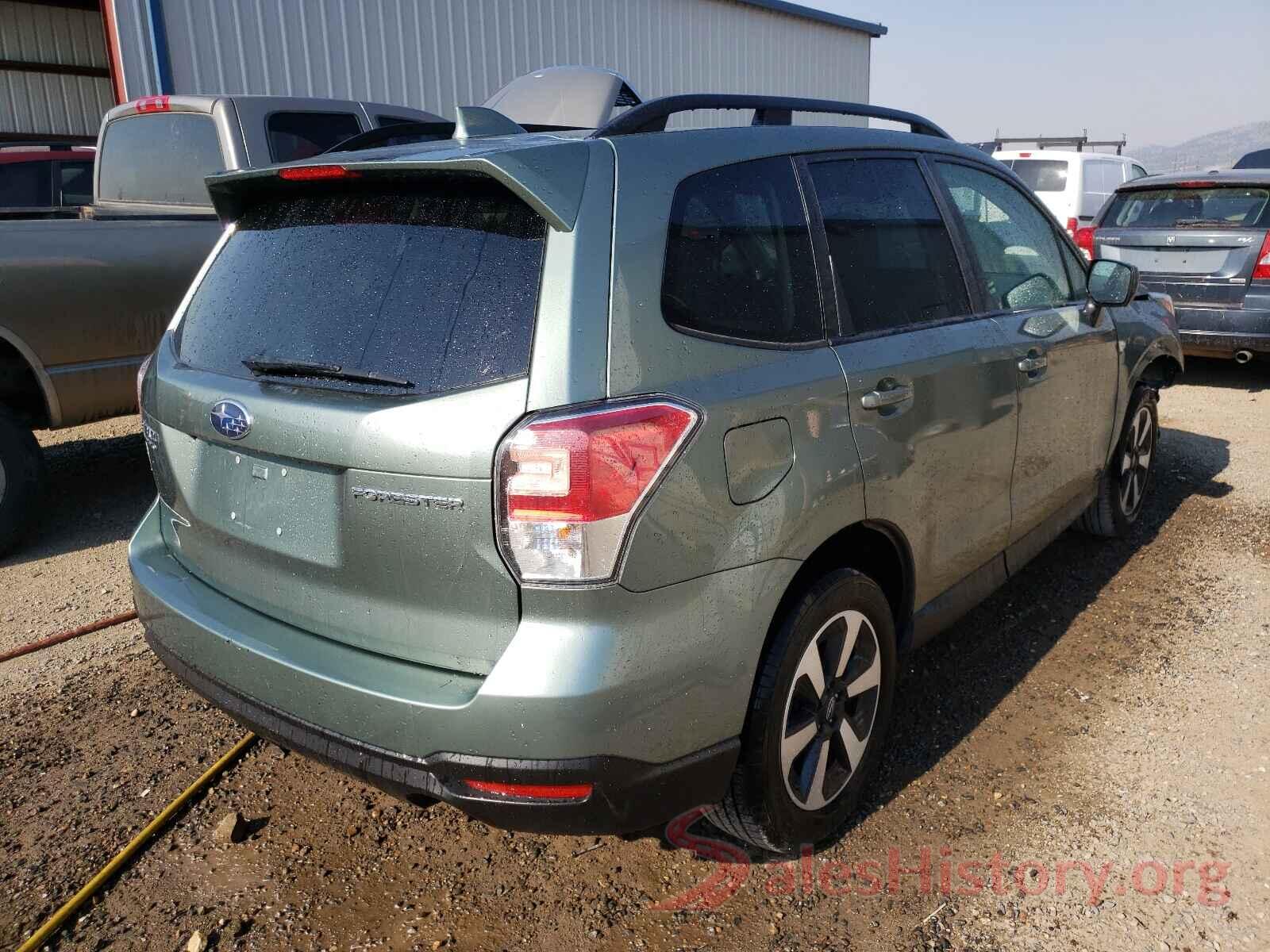 JF2SJAGC1JH581671 2018 SUBARU FORESTER