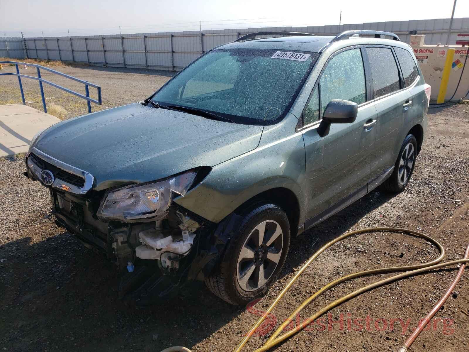 JF2SJAGC1JH581671 2018 SUBARU FORESTER