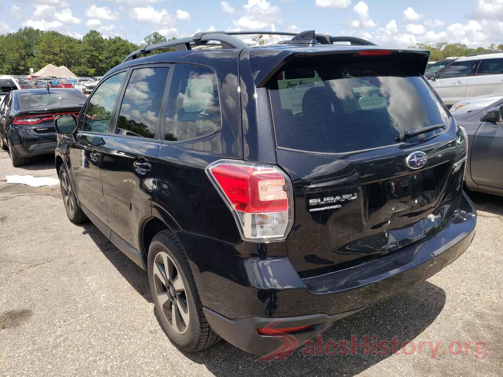 JF2SJAGC0JH506038 2018 SUBARU FORESTER