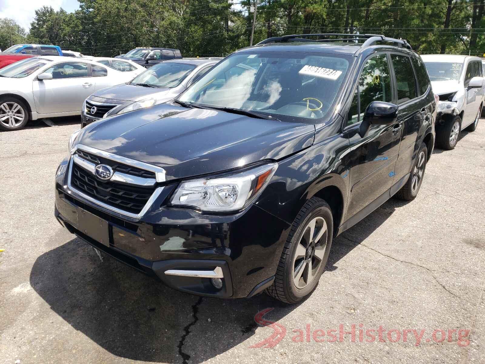 JF2SJAGC0JH506038 2018 SUBARU FORESTER