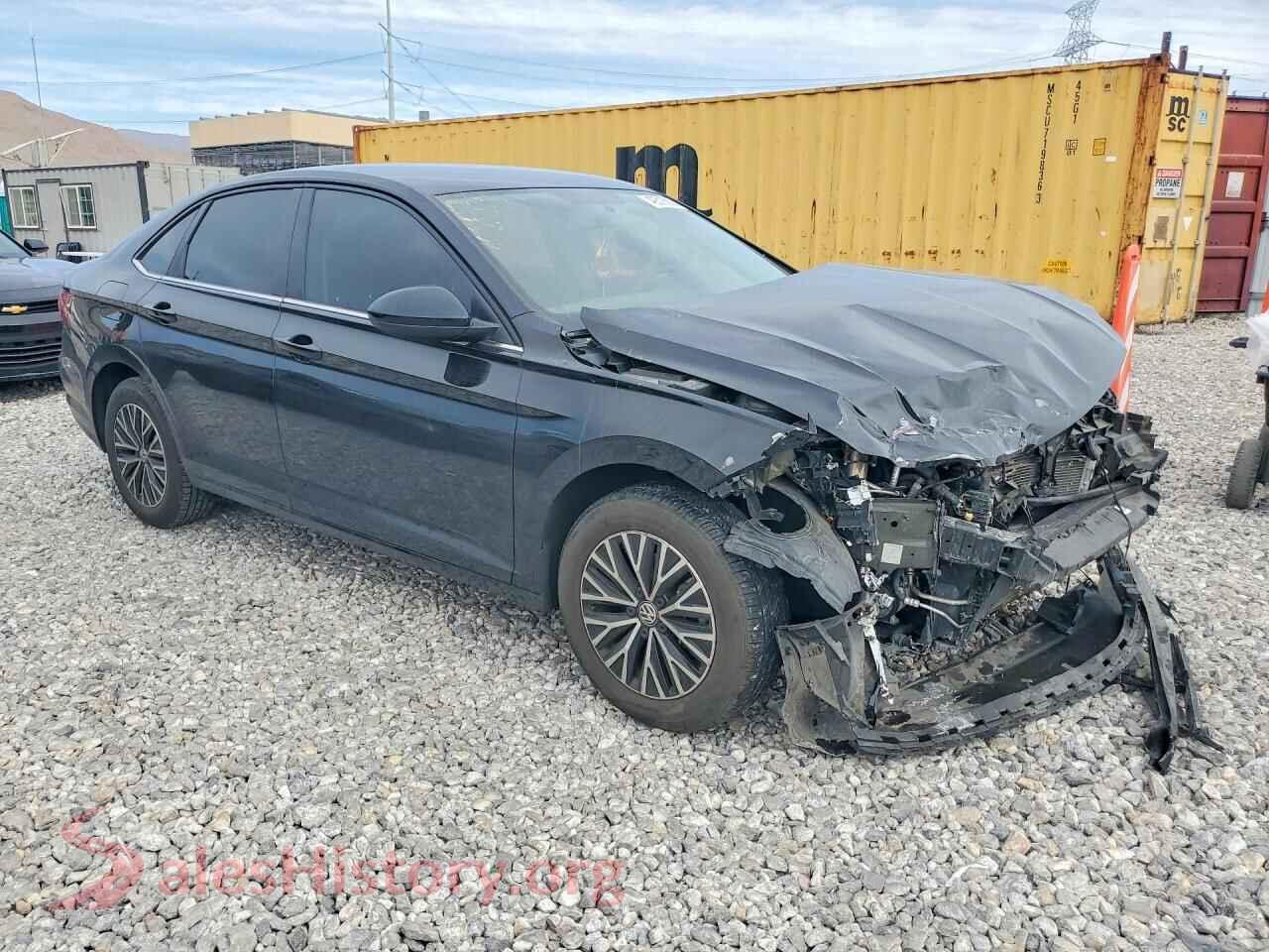 2020 VOLKSWAGEN JETTA VIN 3VWCB7BU6LM049900, rear 3/4 view