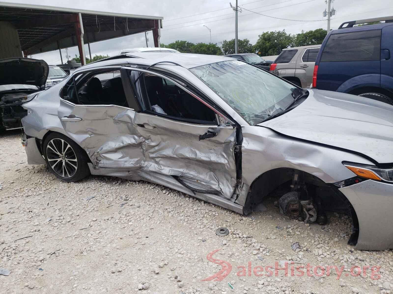 4T1B11HK7KU200687 2019 TOYOTA CAMRY