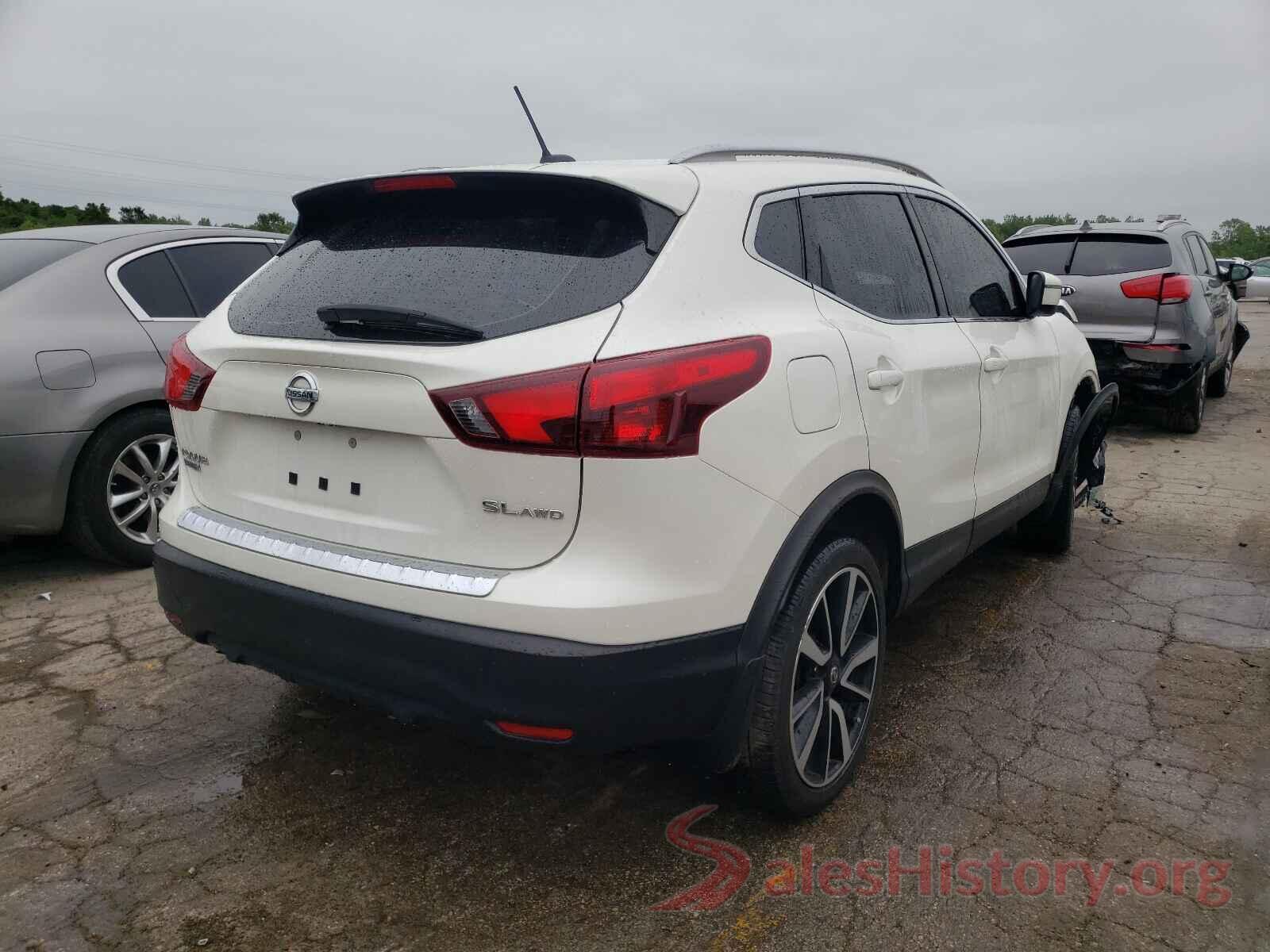 JN1BJ1CRXHW135570 2017 NISSAN ROGUE