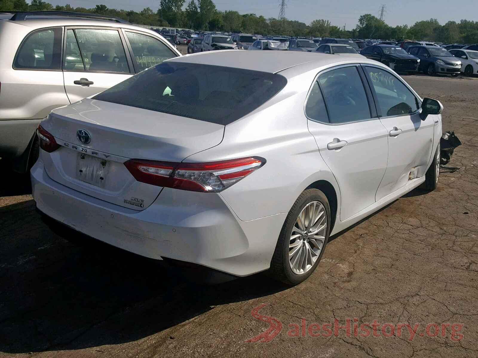 4T1B21HK5JU002461 2018 TOYOTA CAMRY