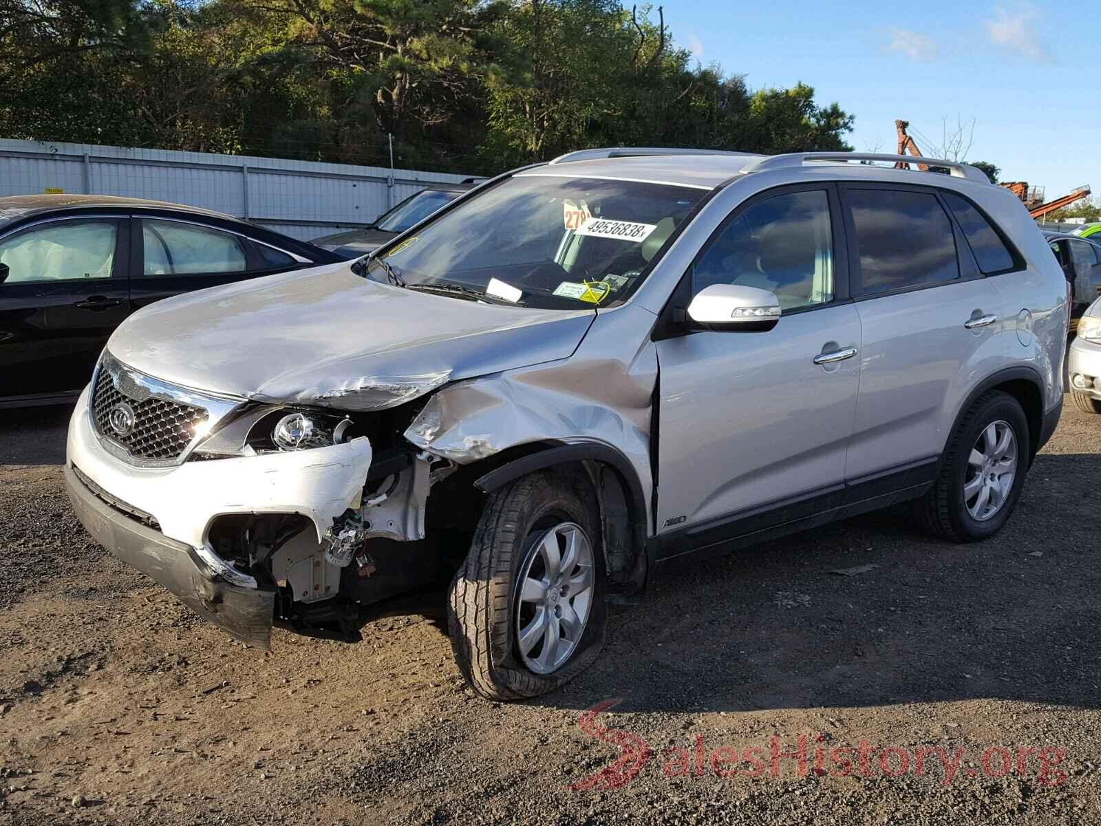 5XYKTCA13BG115875 2011 KIA SORENTO BASE