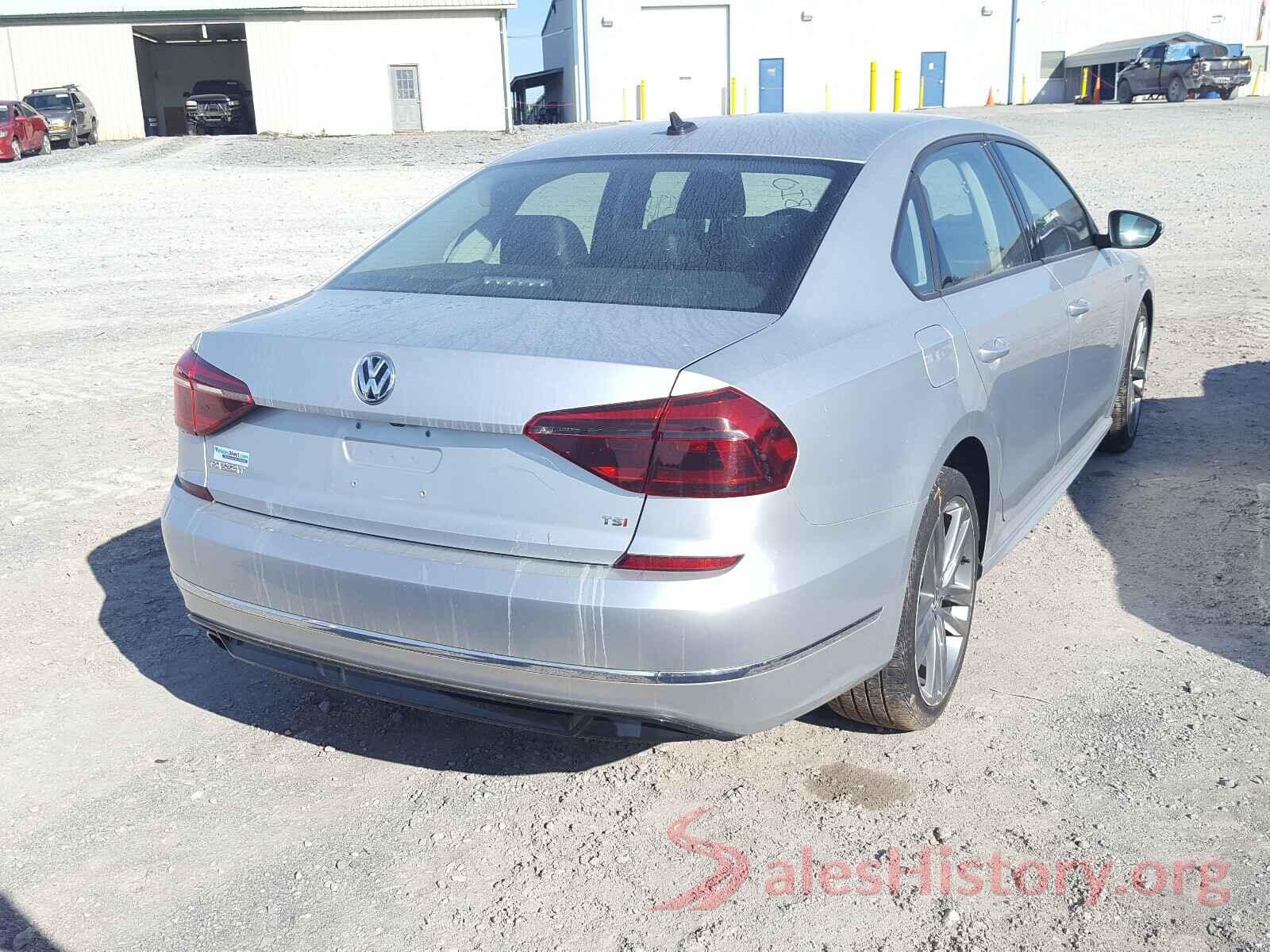 1VWAA7A32JC030469 2018 VOLKSWAGEN PASSAT