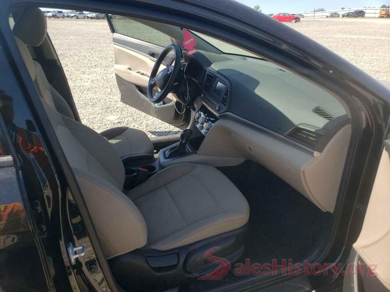 5NPD74LF8KH485868 2019 HYUNDAI ELANTRA