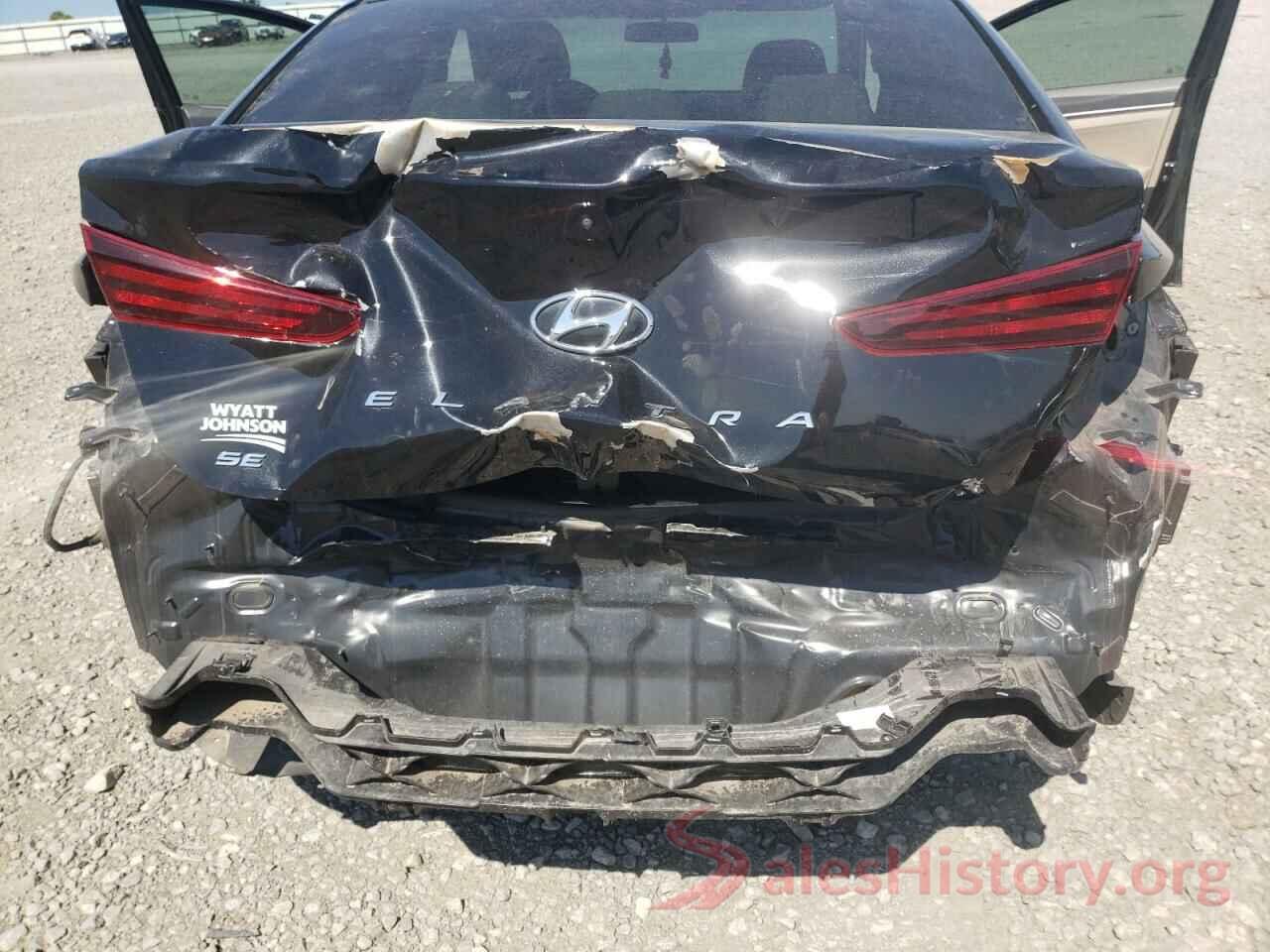 5NPD74LF8KH485868 2019 HYUNDAI ELANTRA