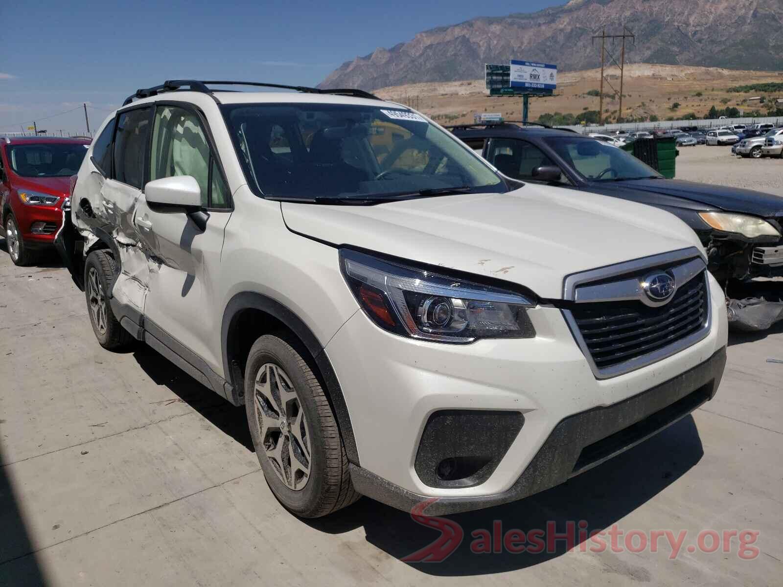 JF2SKAEC1KH554679 2019 SUBARU FORESTER