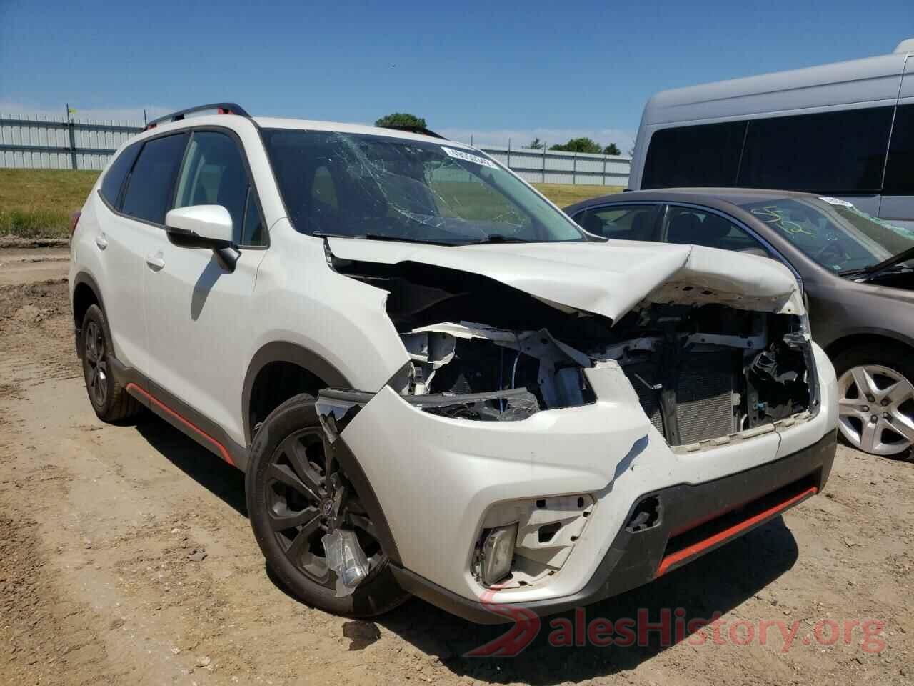 JF2SKAJC3KH400965 2019 SUBARU FORESTER