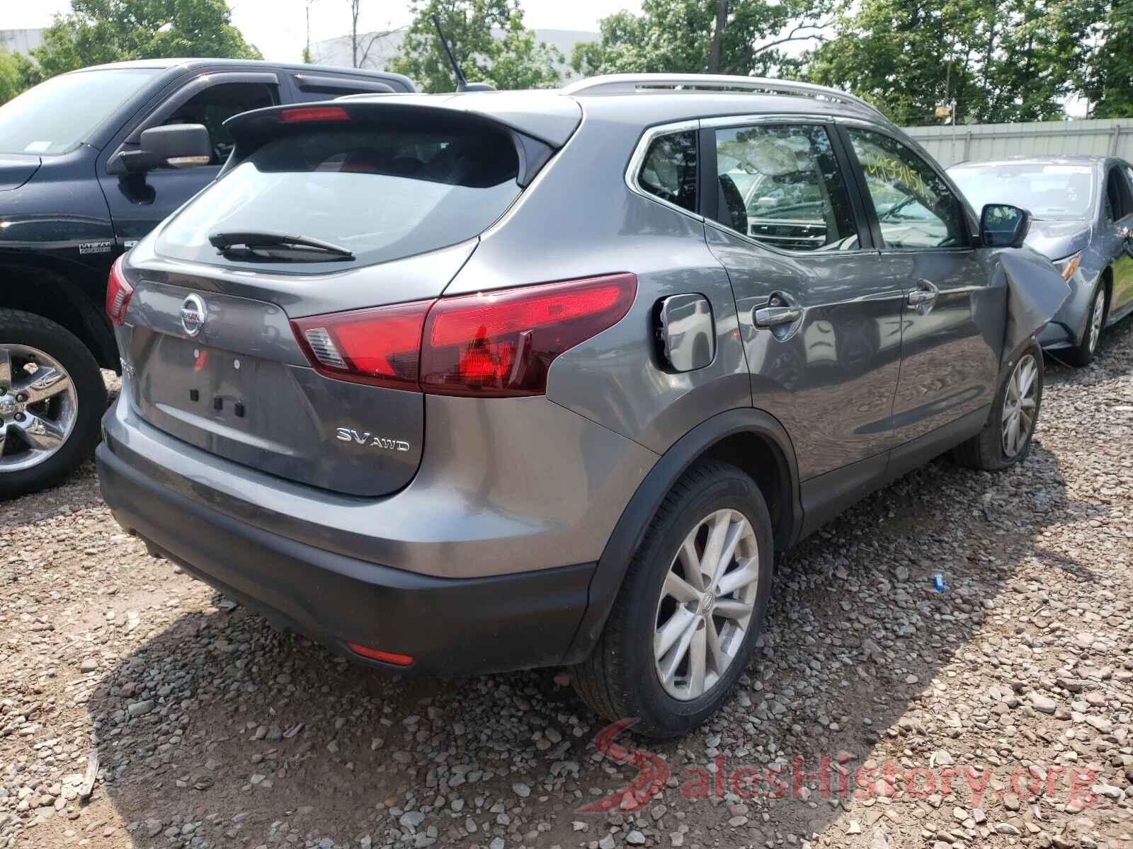 JN1BJ1CR4JW253197 2018 NISSAN ROGUE