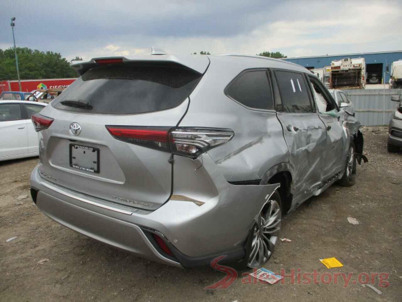 5TDFZRBH7MS093349 2021 TOYOTA HIGHLANDER