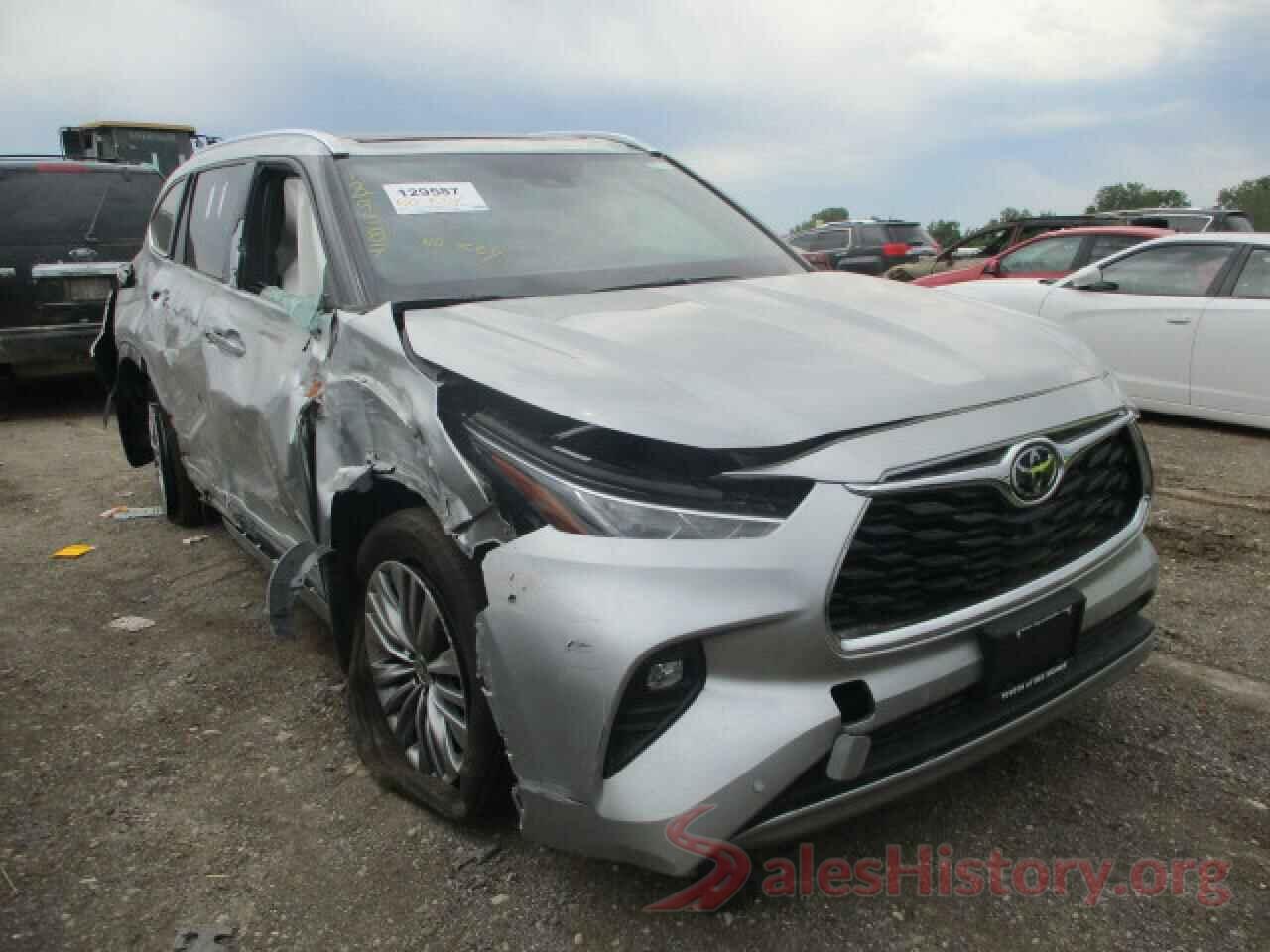 5TDFZRBH7MS093349 2021 TOYOTA HIGHLANDER