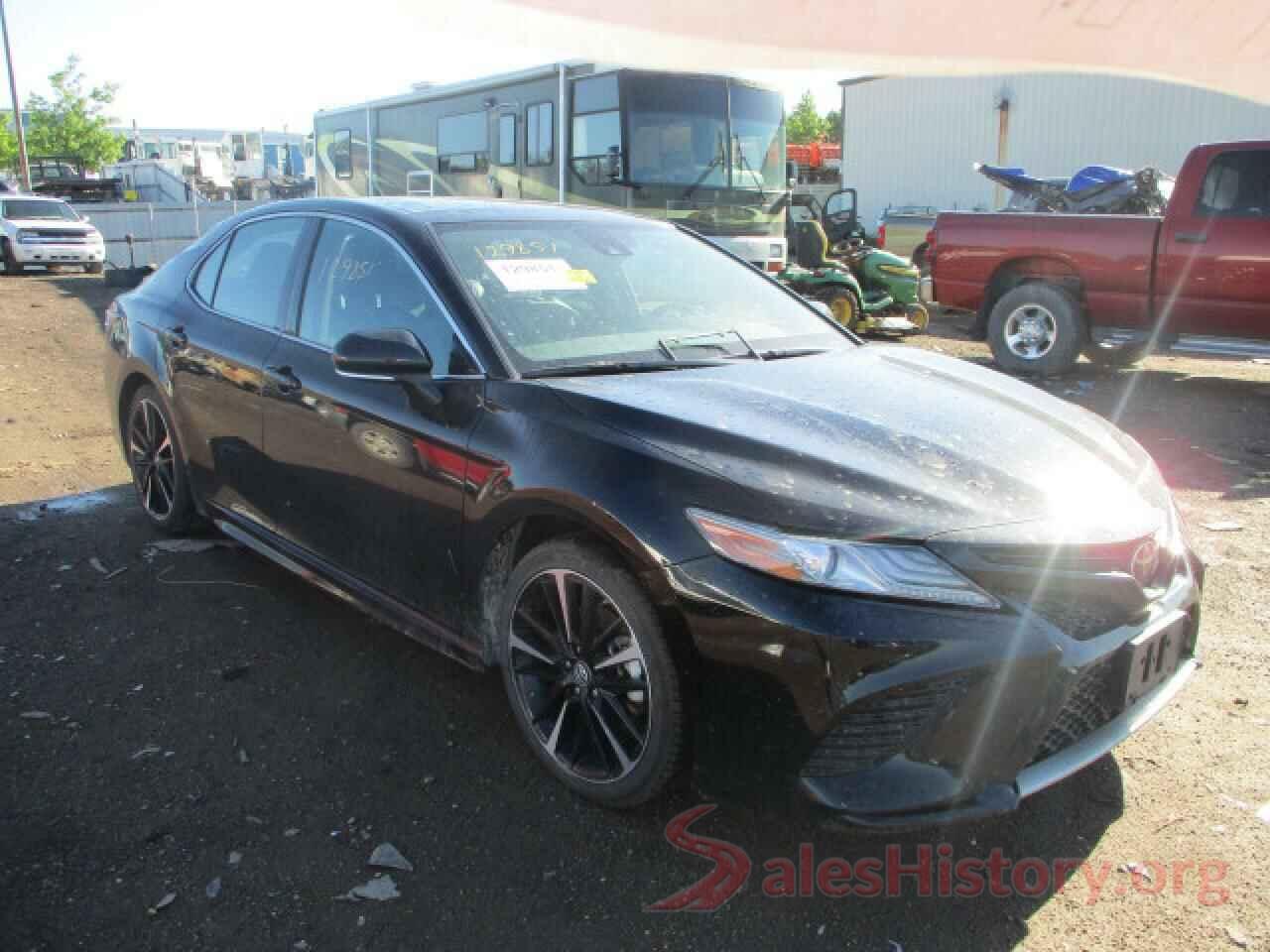 4T1B61HK3KU705983 2019 TOYOTA CAMRY