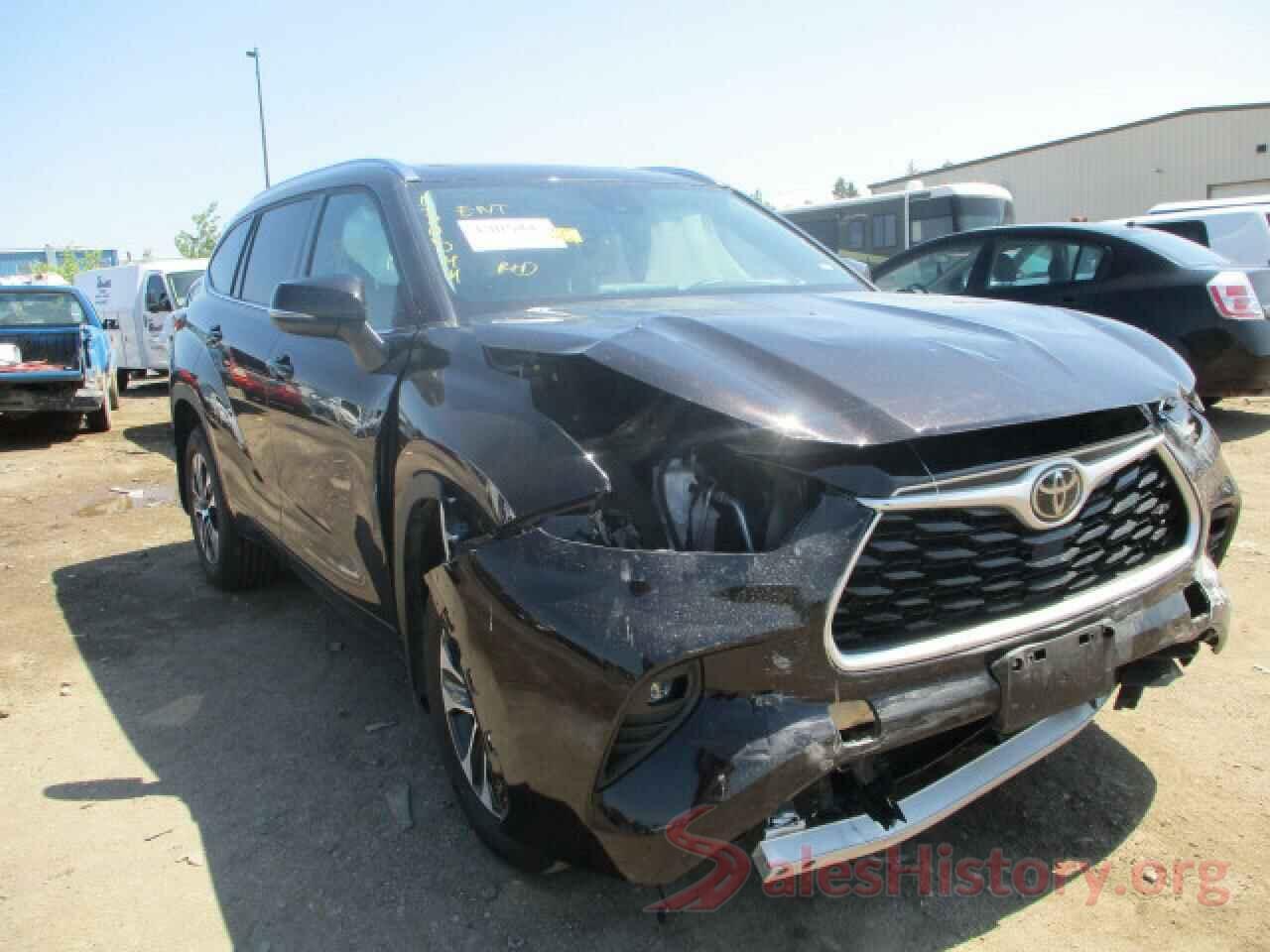 5TDGZRBH6MS085540 2021 TOYOTA HIGHLANDER