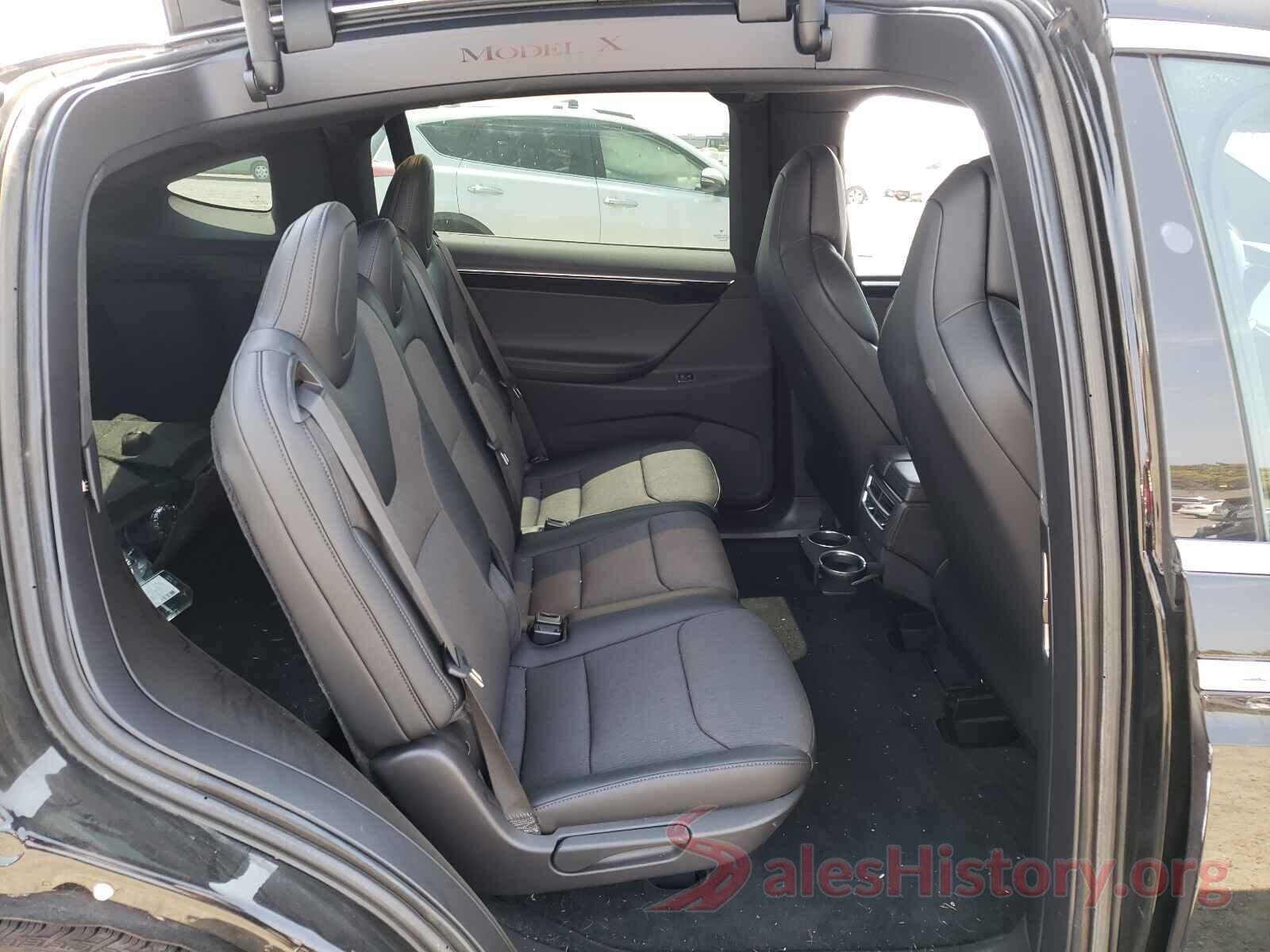 5YJXCDE2XJF091465 2018 TESLA MODEL X