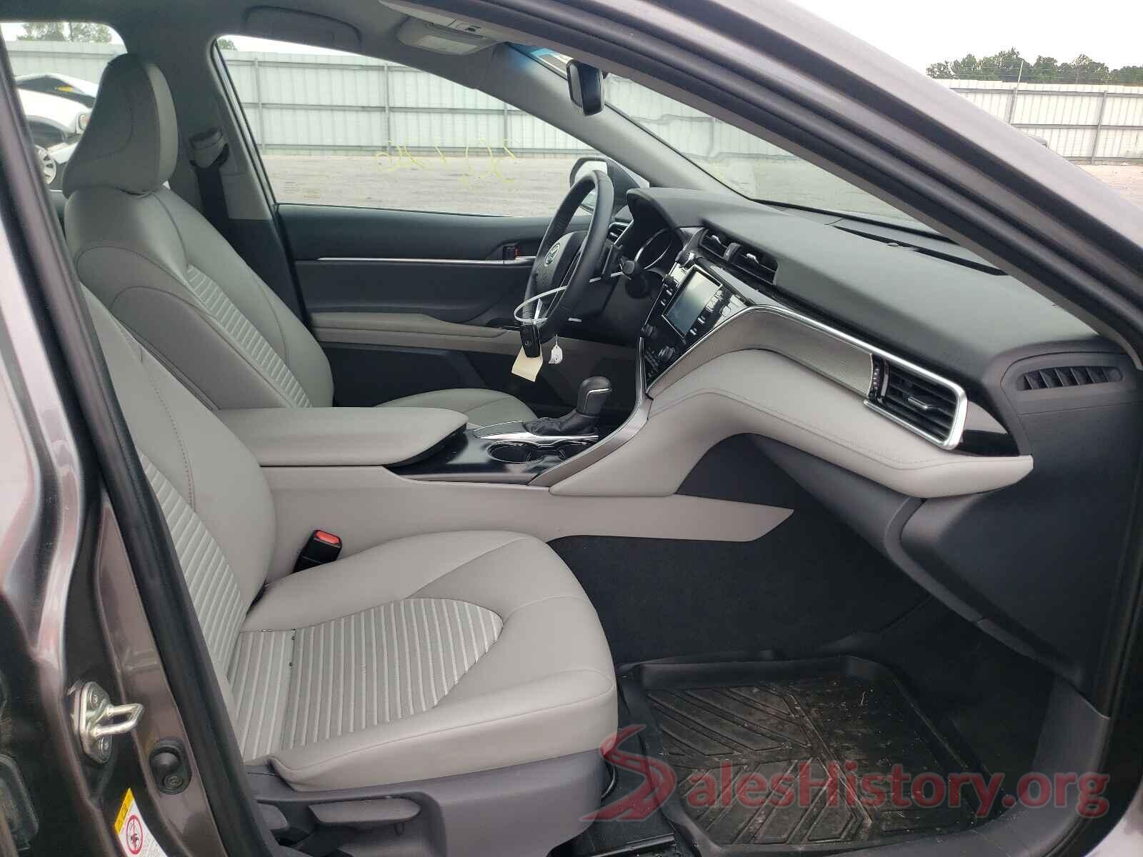 4T1B11HK6JU134809 2018 TOYOTA CAMRY