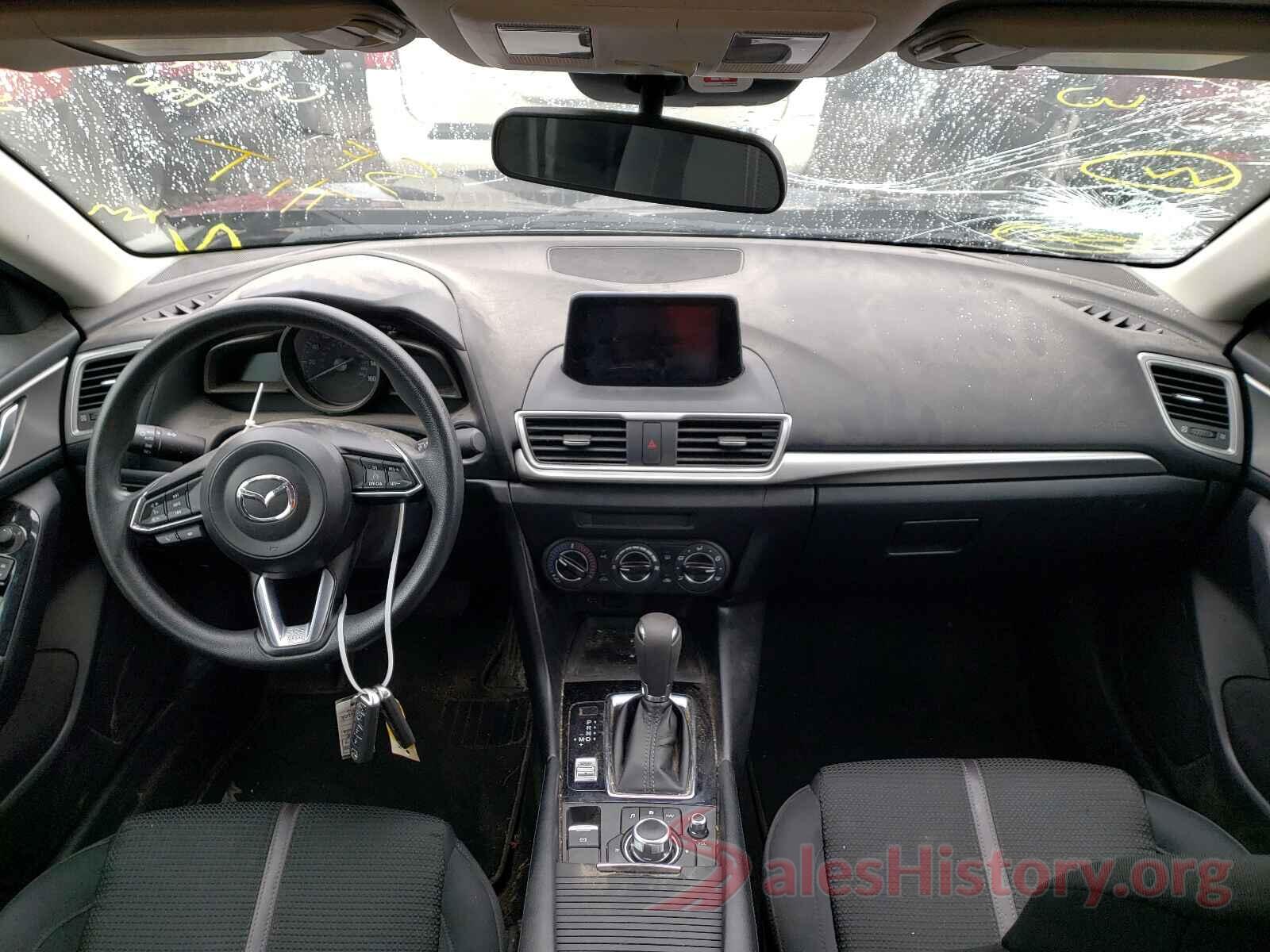 3MZBN1U7XJM160146 2018 MAZDA 3