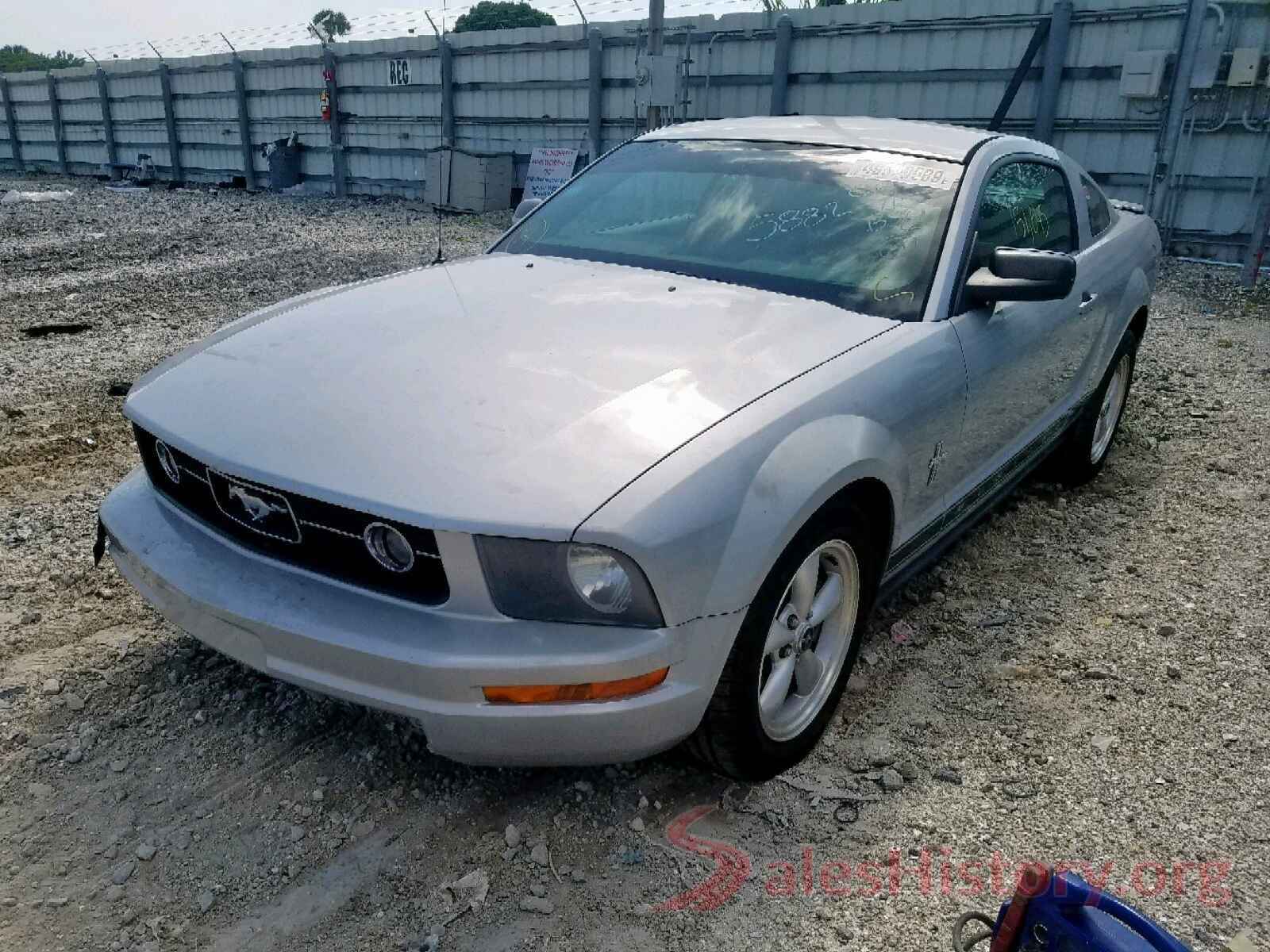 1ZVFT80NX75345882 2007 FORD MUSTANG