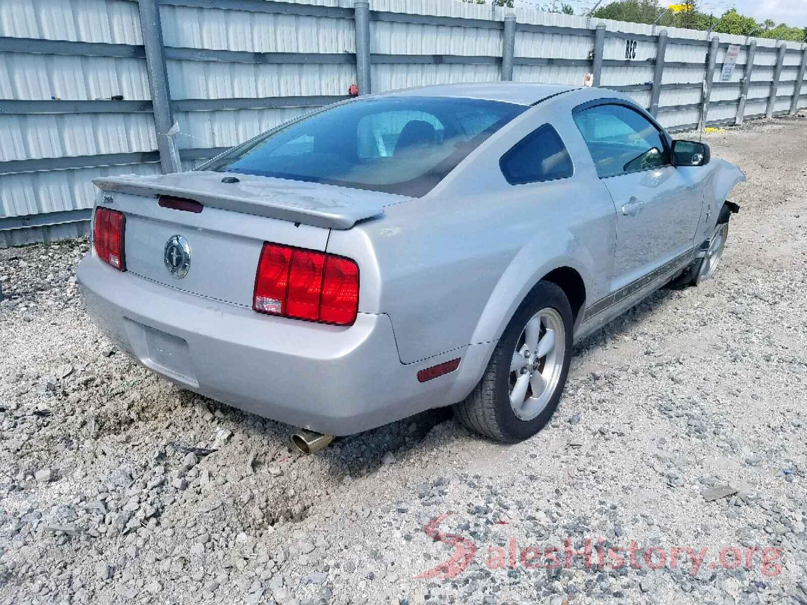 1ZVFT80NX75345882 2007 FORD MUSTANG