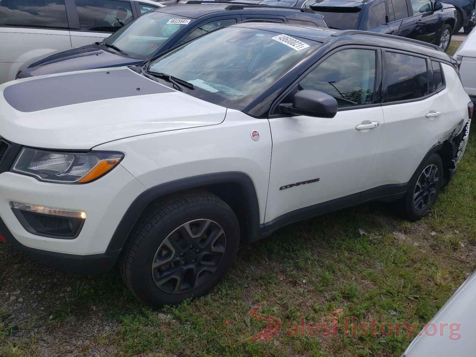 3C4NJDDB0KT683877 2019 JEEP COMPASS