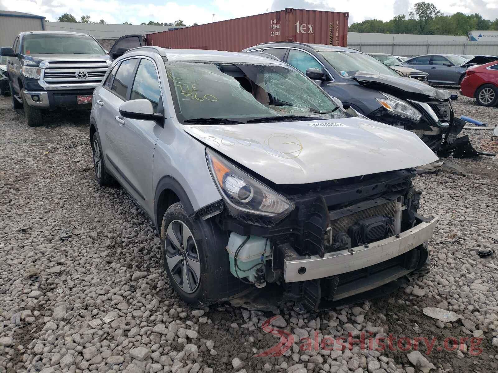 KNDCB3LC6J5111879 2018 KIA NIRO