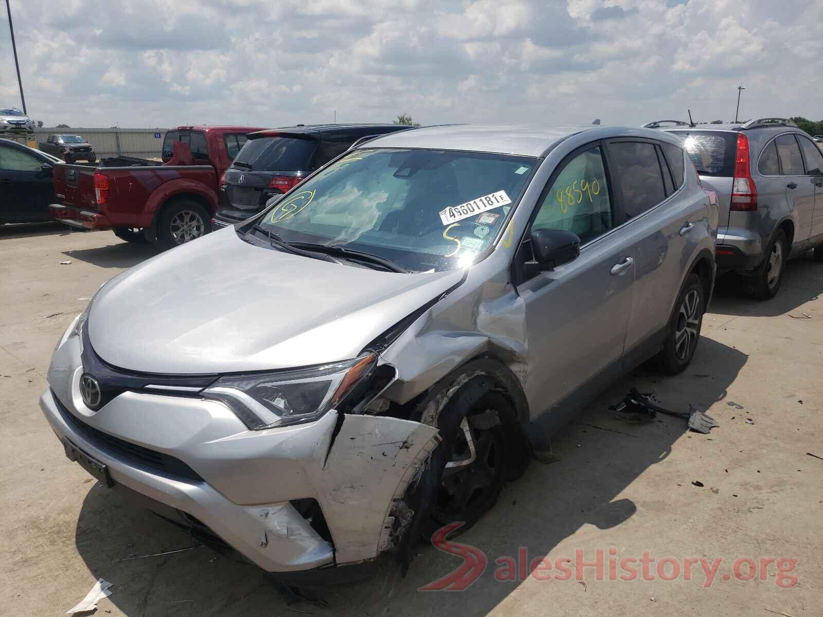 2T3ZFREV0HW386957 2017 TOYOTA RAV4