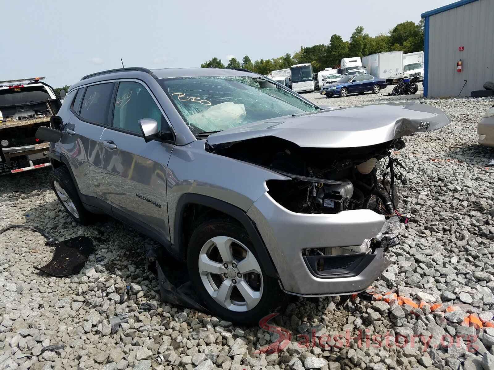 3C4NJDBB7JT252244 2018 JEEP COMPASS