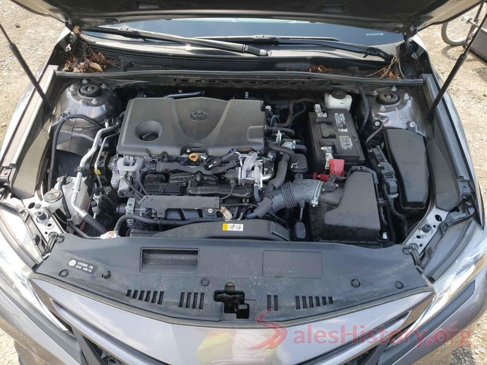 4T1B11HK6JU047718 2018 TOYOTA CAMRY