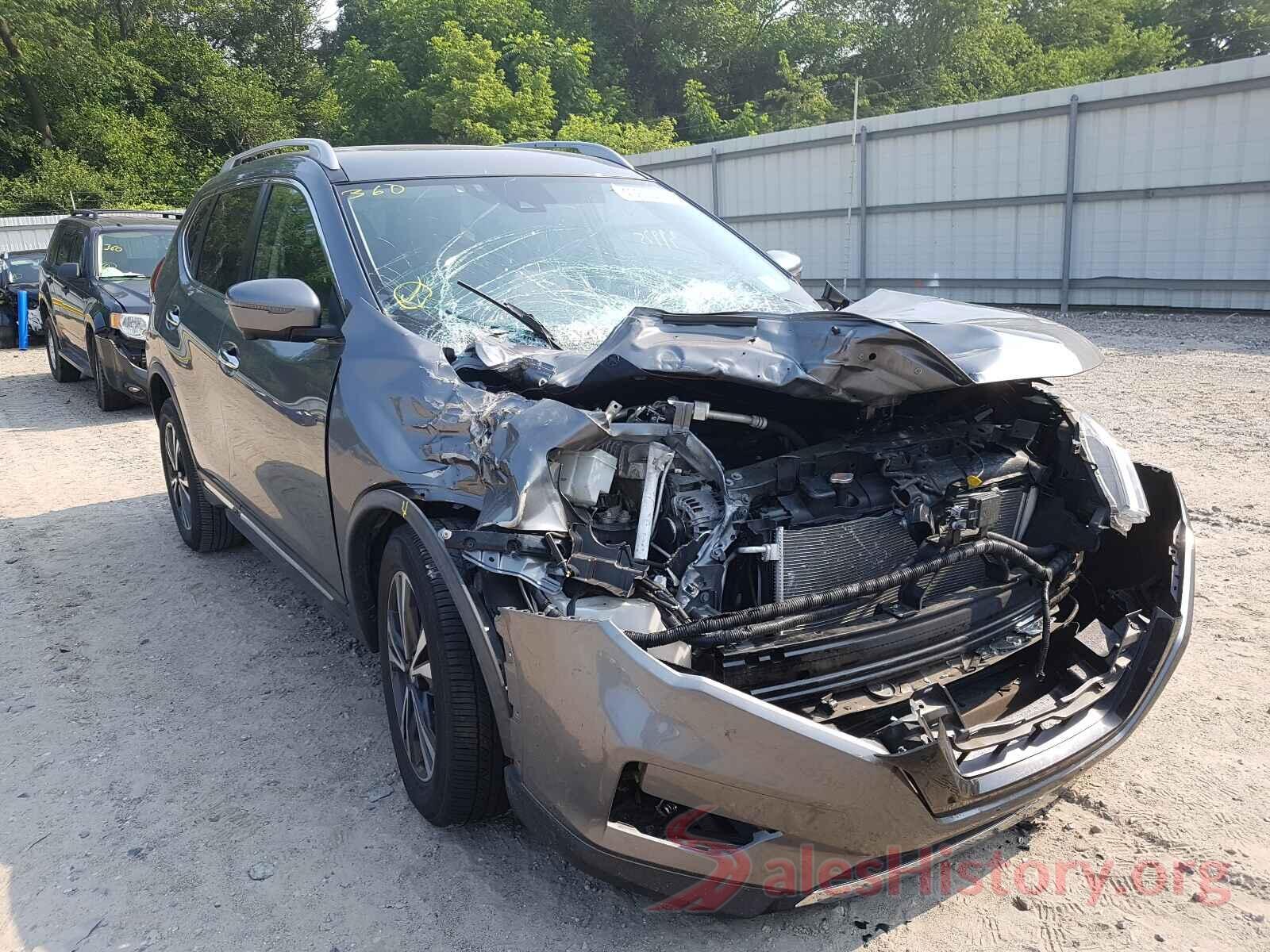 JN8AT2MV2JW318699 2018 NISSAN ROGUE