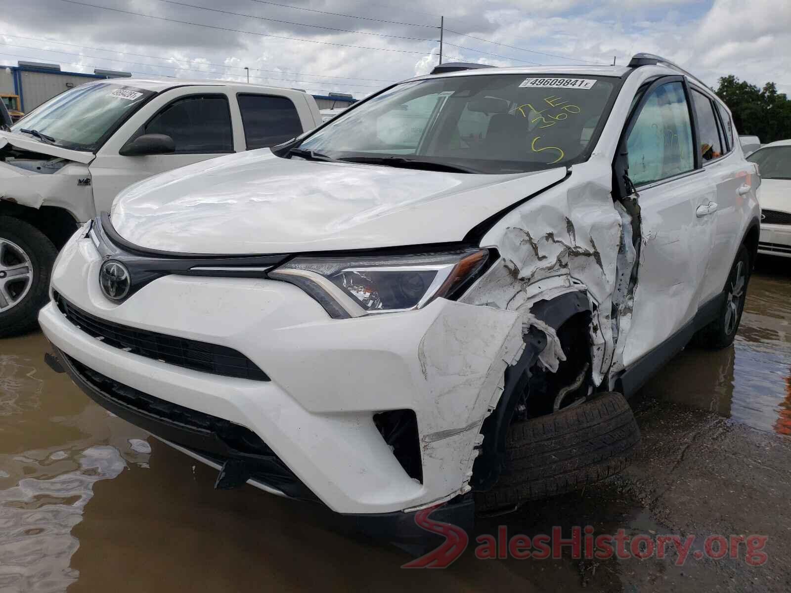 2T3WFREV1JW480483 2018 TOYOTA RAV4