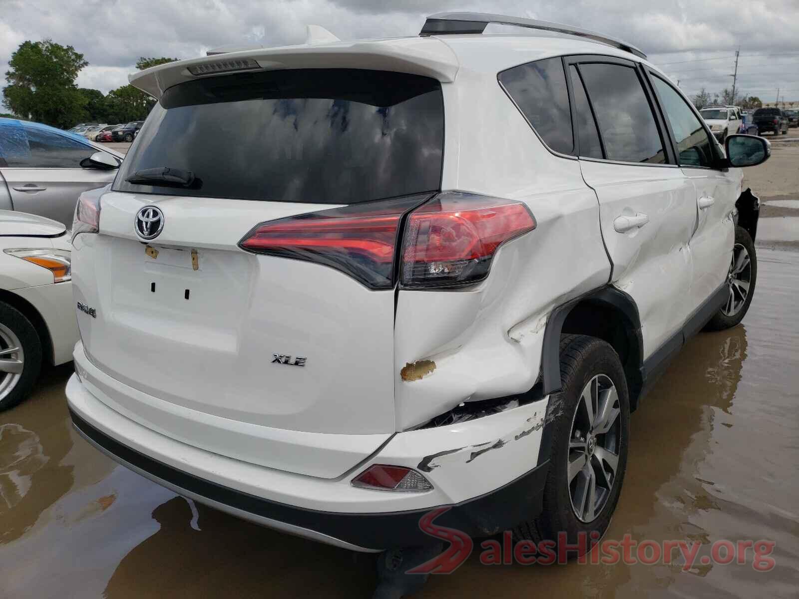 2T3WFREV1JW480483 2018 TOYOTA RAV4