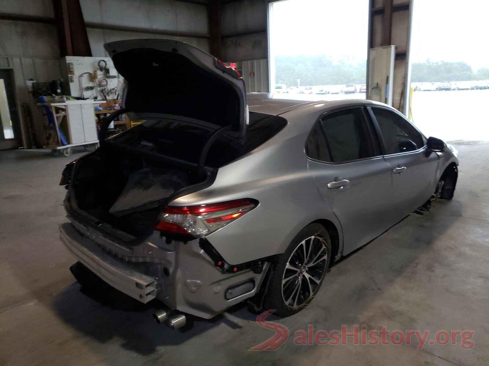 4T1B11HK5KU742693 2019 TOYOTA CAMRY