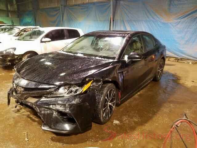 4T1B11HK1JU151940 2018 TOYOTA CAMRY