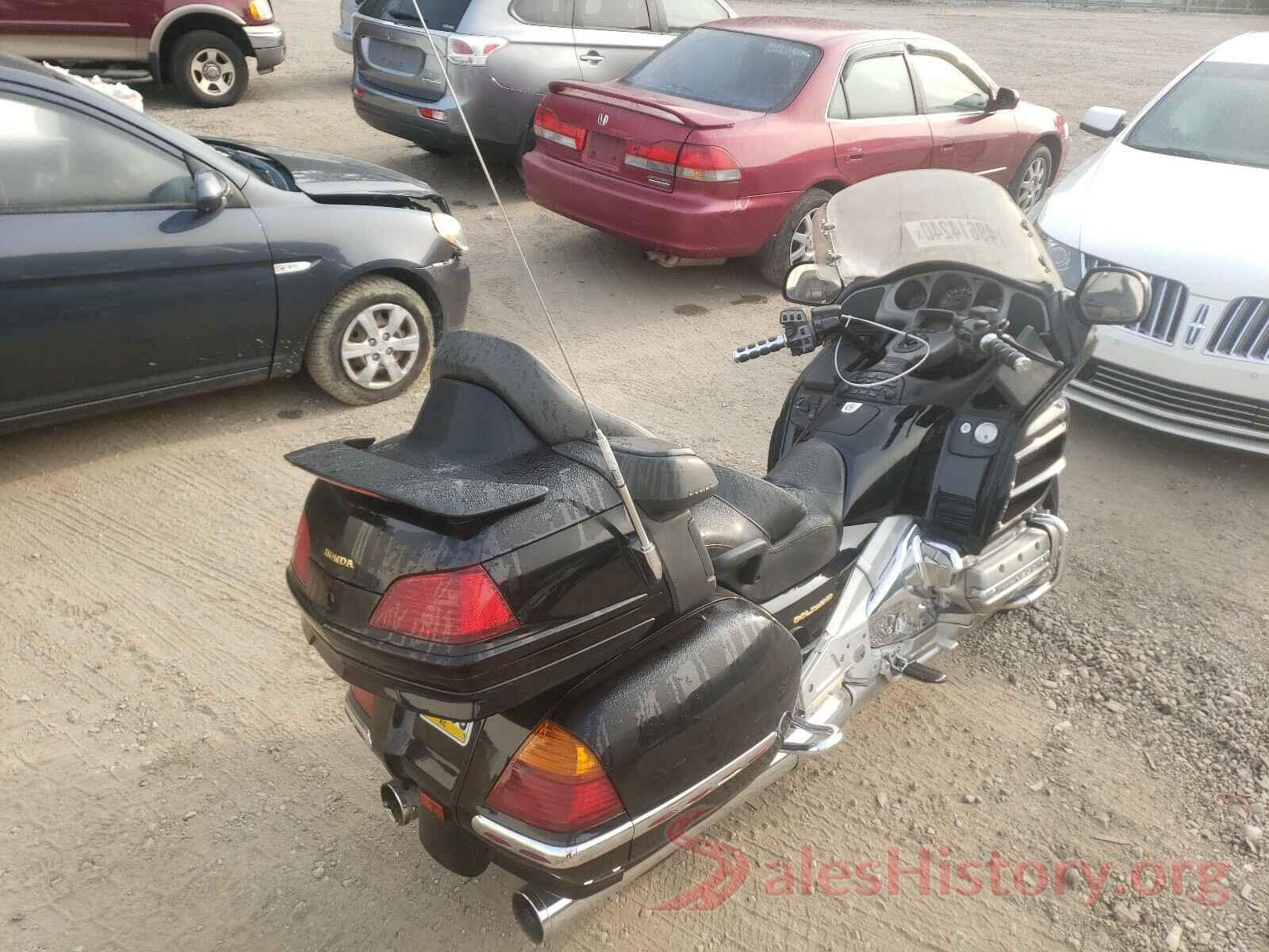 1HFSC47082A104591 2002 HONDA GL CYCLE