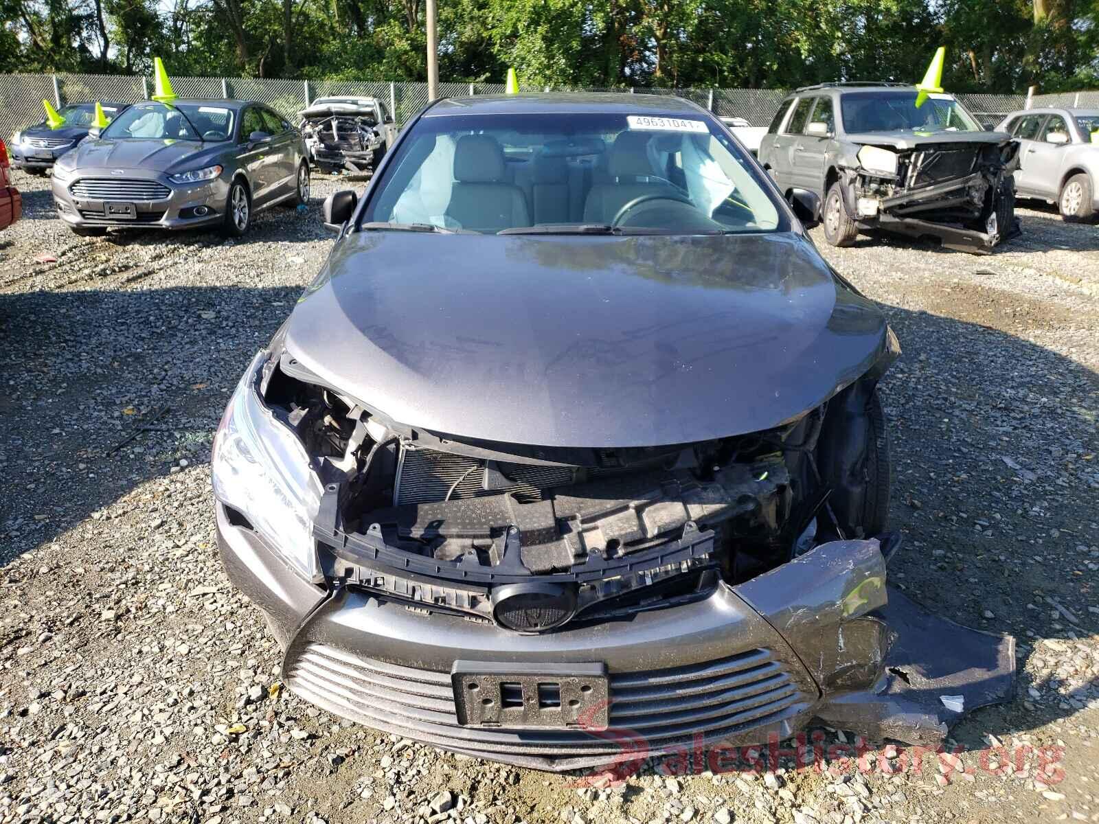 4T1BF1FKXHU647933 2017 TOYOTA CAMRY