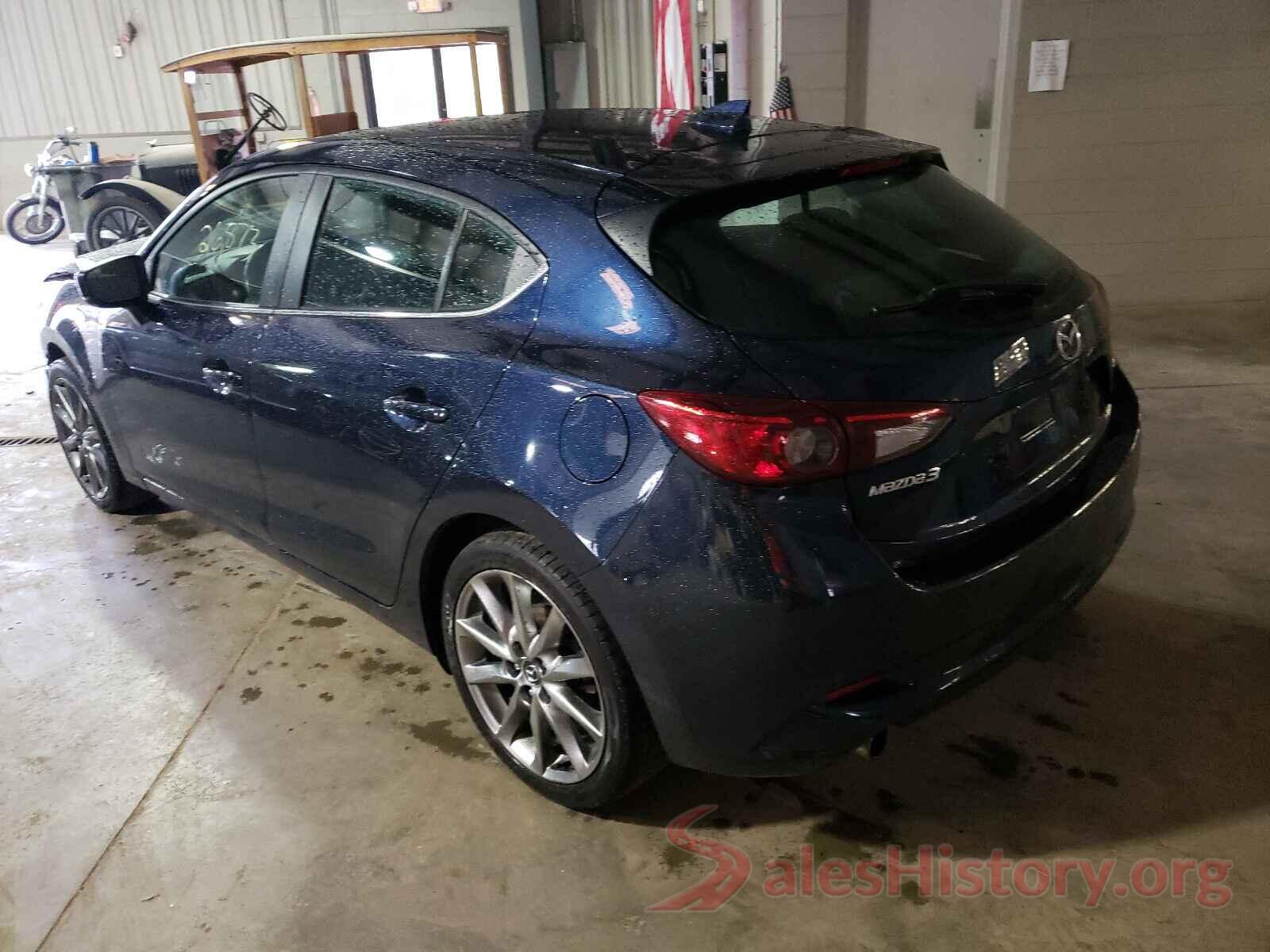 3MZBN1L35JM250657 2018 MAZDA 3