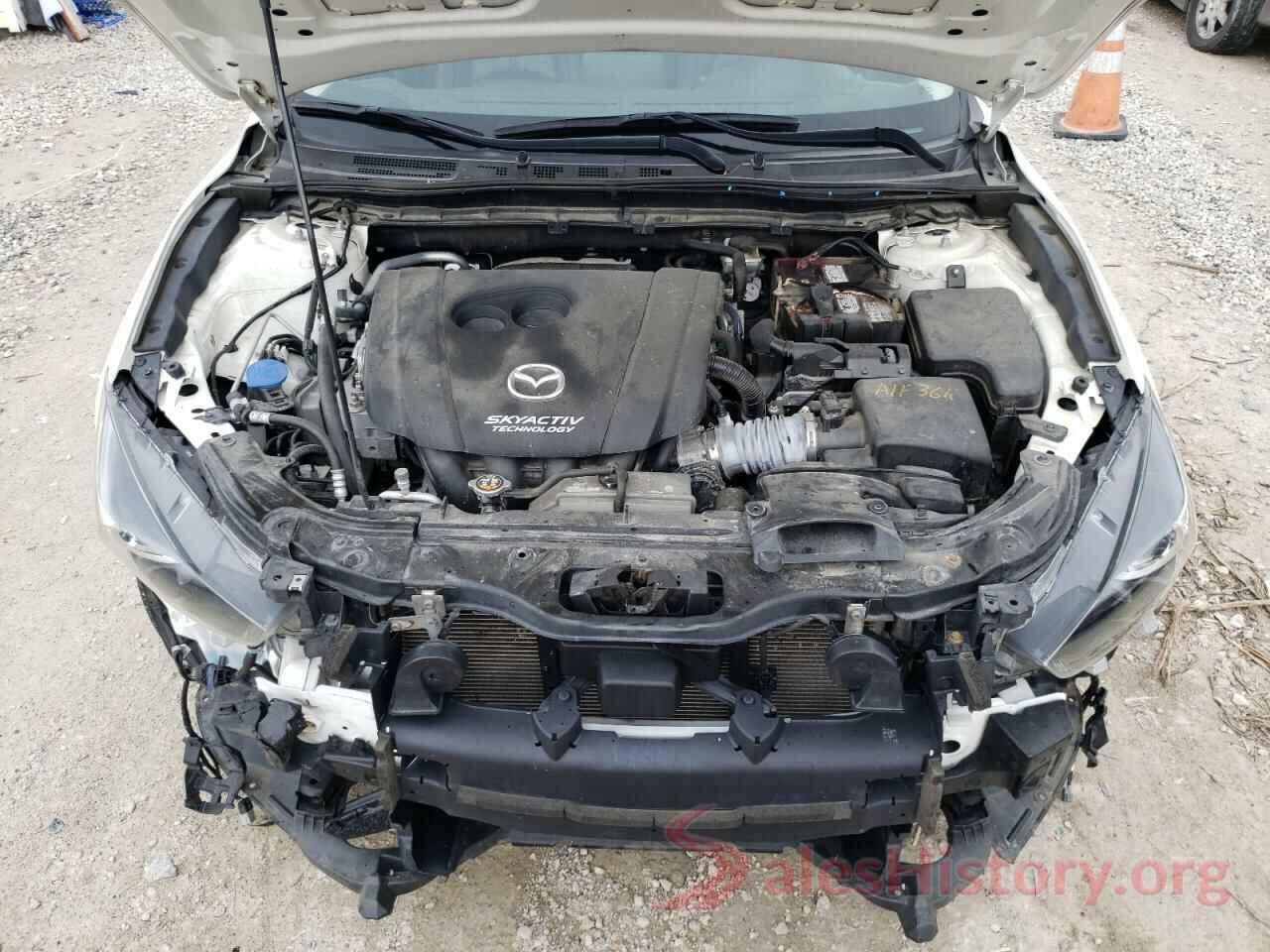 3MZBN1L31JM163404 2018 MAZDA 3