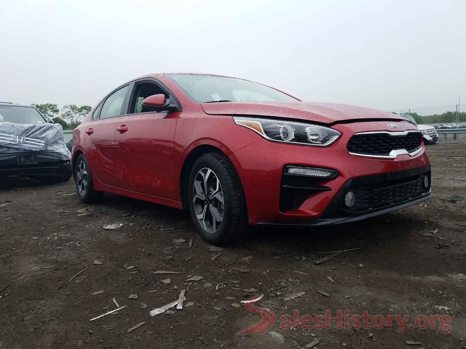 3KPF24AD8KE104405 2019 KIA FORTE