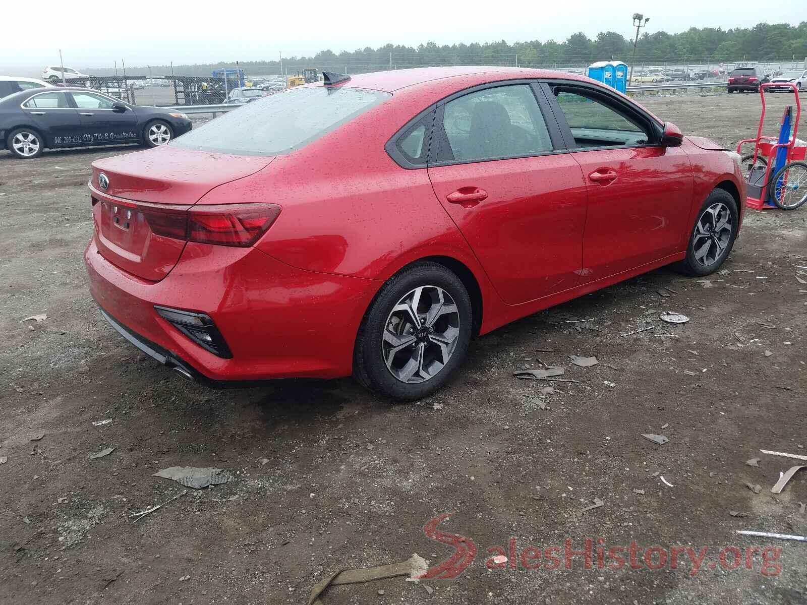 3KPF24AD8KE104405 2019 KIA FORTE