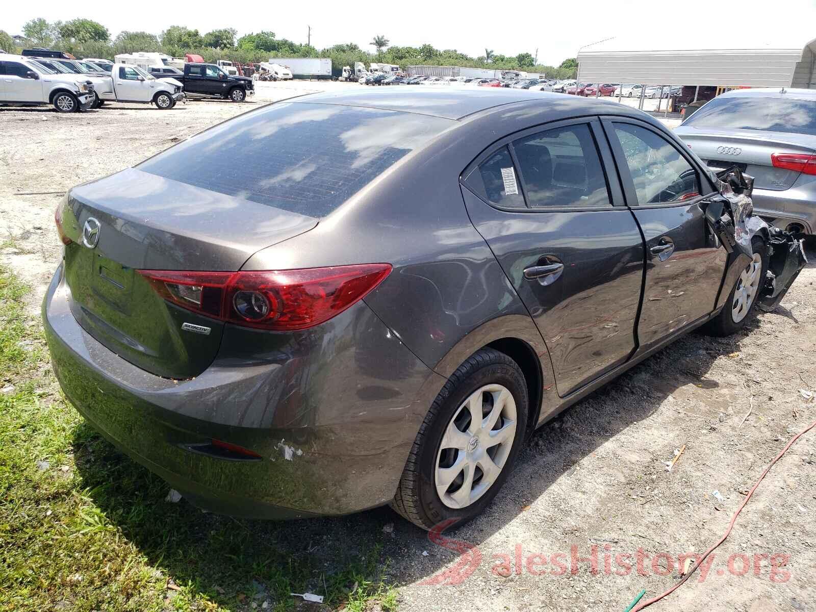 3MZBN1U73JM164622 2018 MAZDA 3